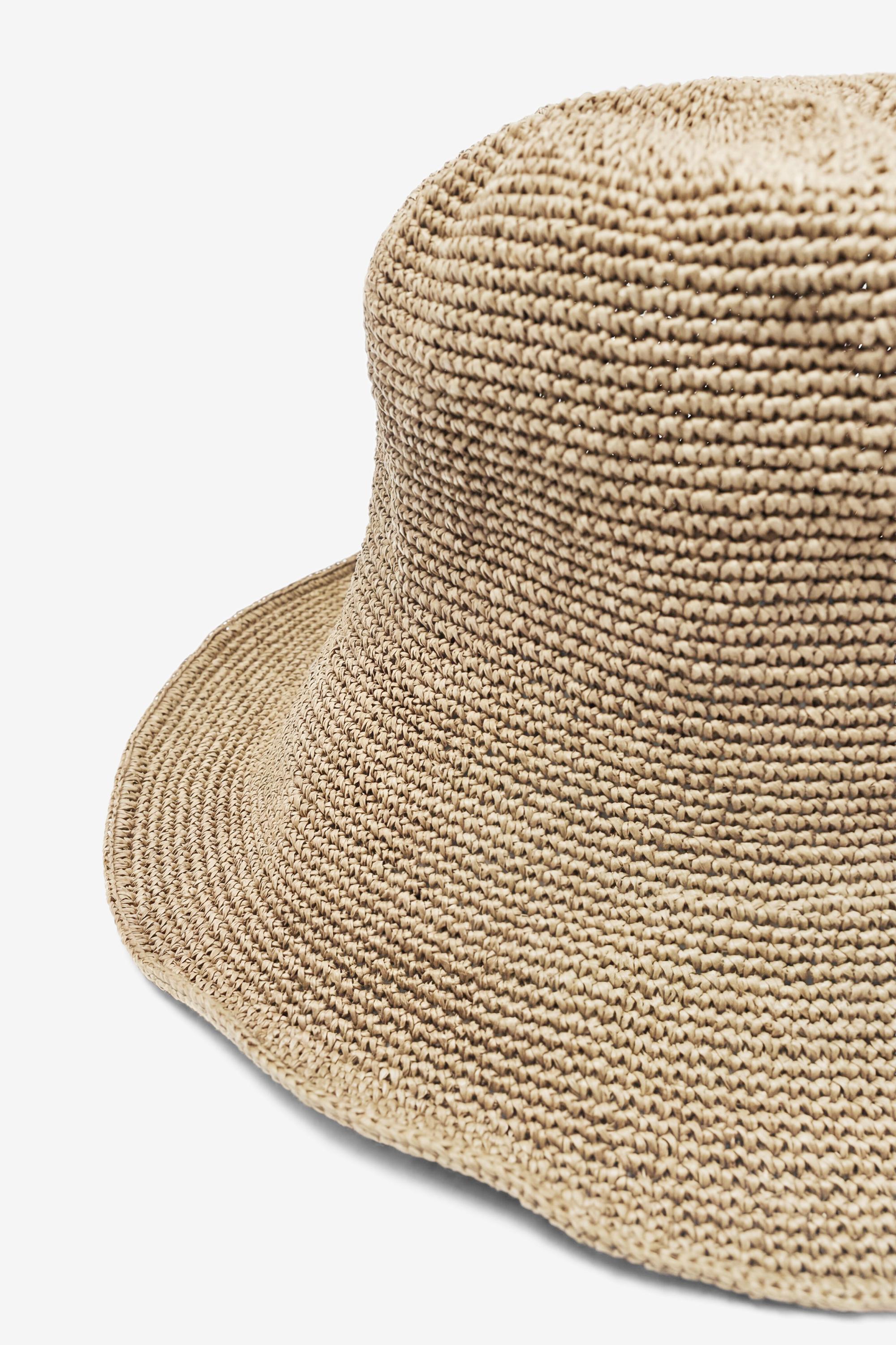 Braided hat — Butter (alternate view)