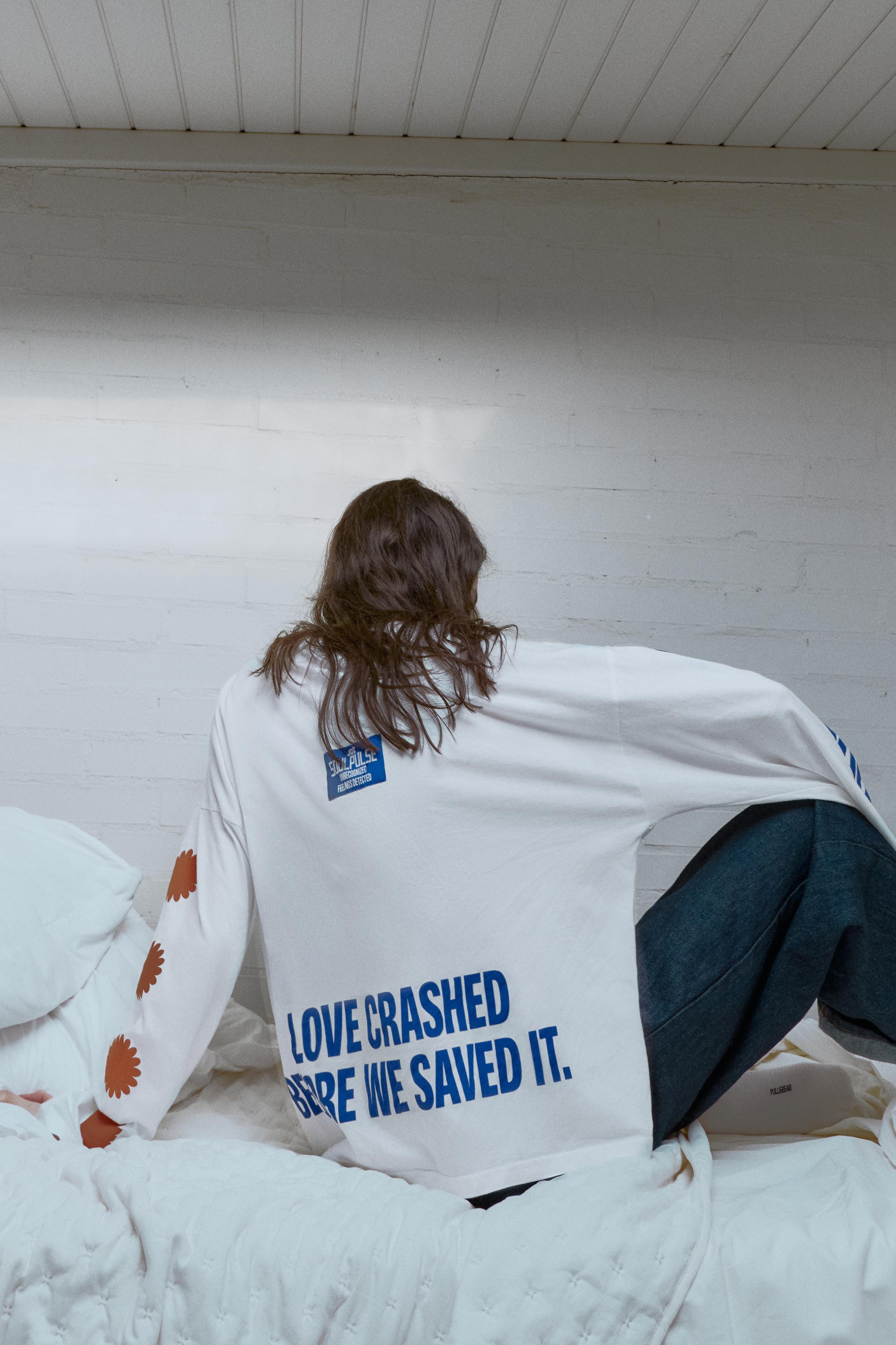 Love grafik baskılı t-shirt - Görsel 16