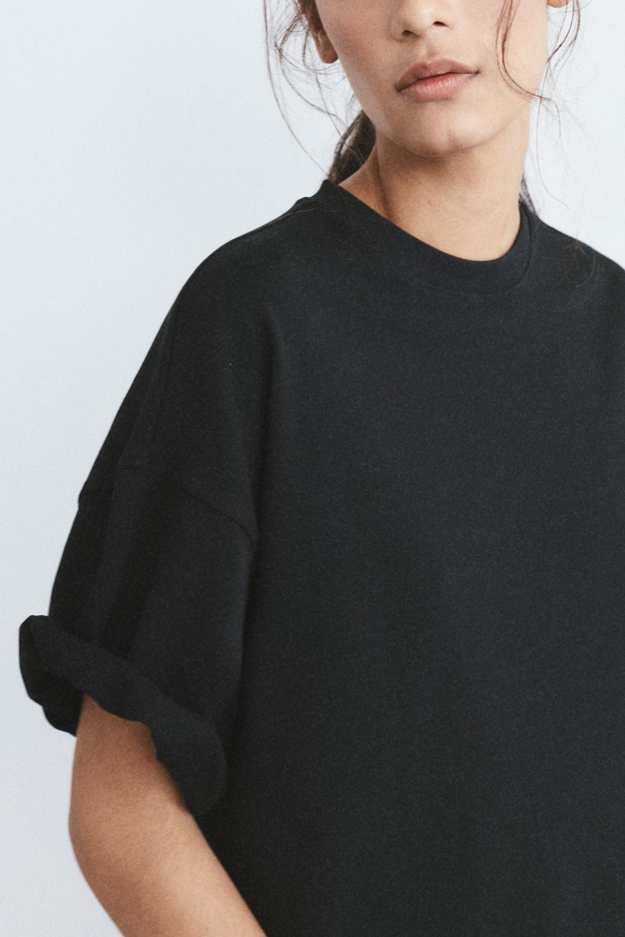 Kısa kollu kutu kesim t-shirt - Görsel 93