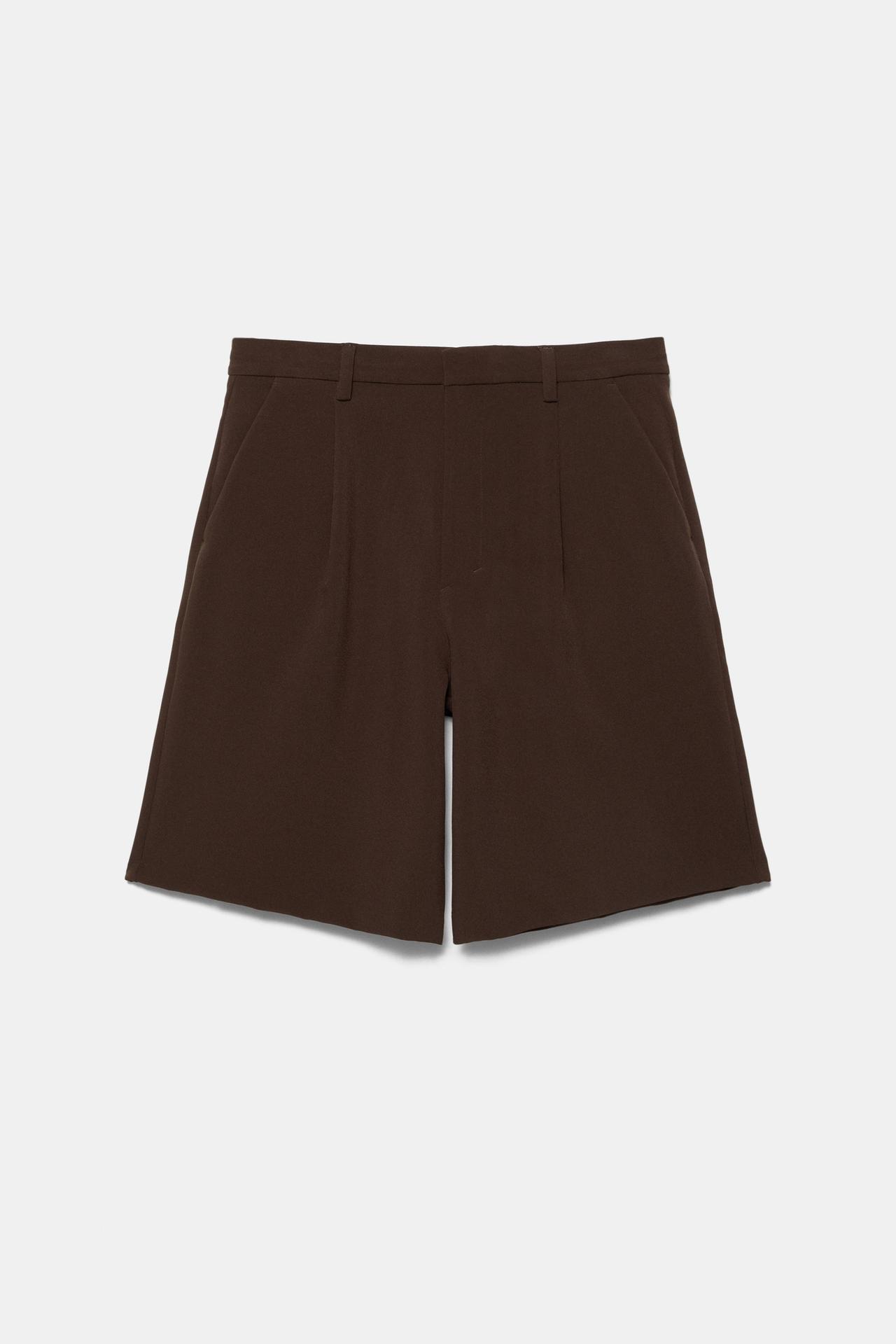 Smart Bermuda shorts with pleats — Chocolate