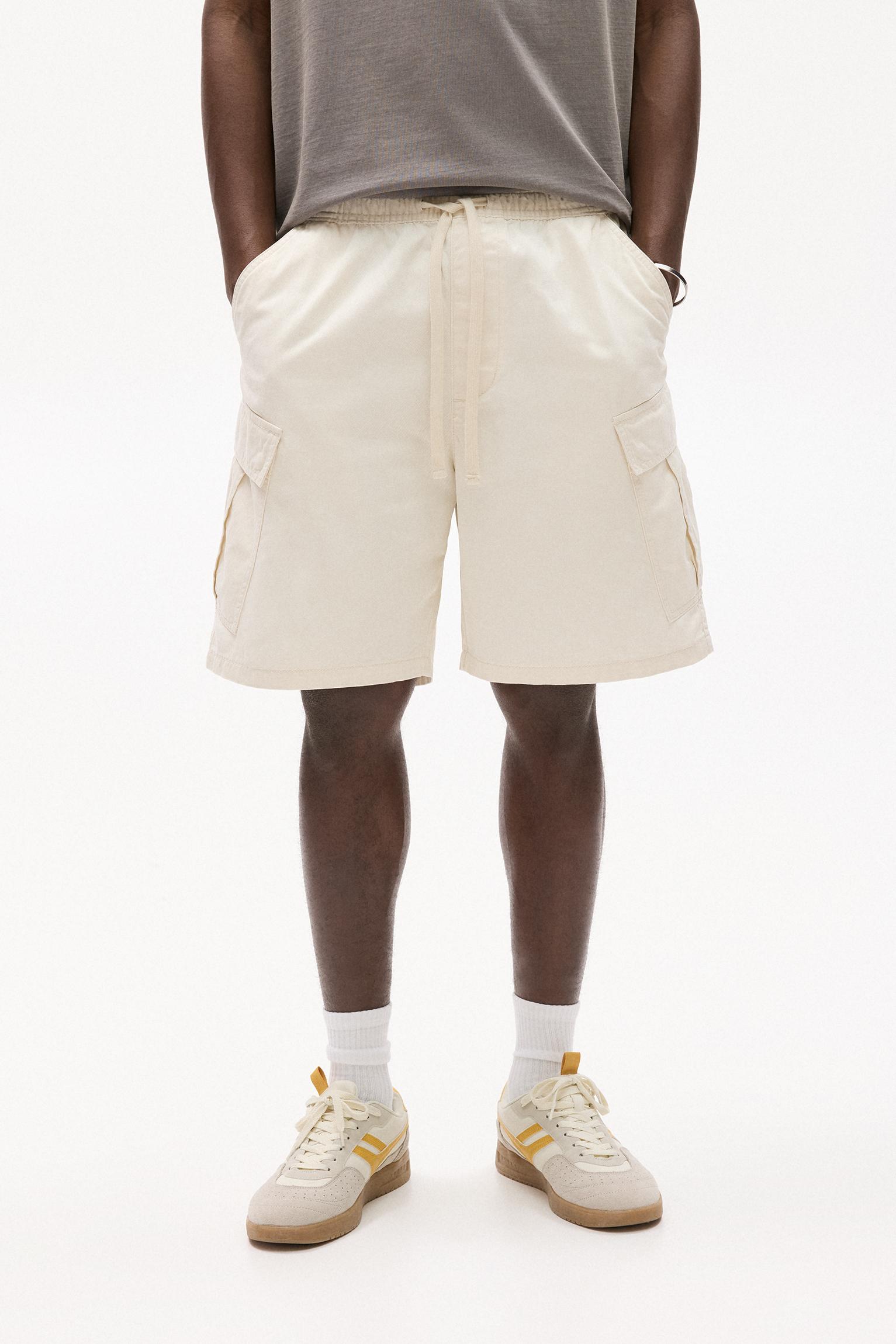 Cargo Bermuda shorts — Ecru