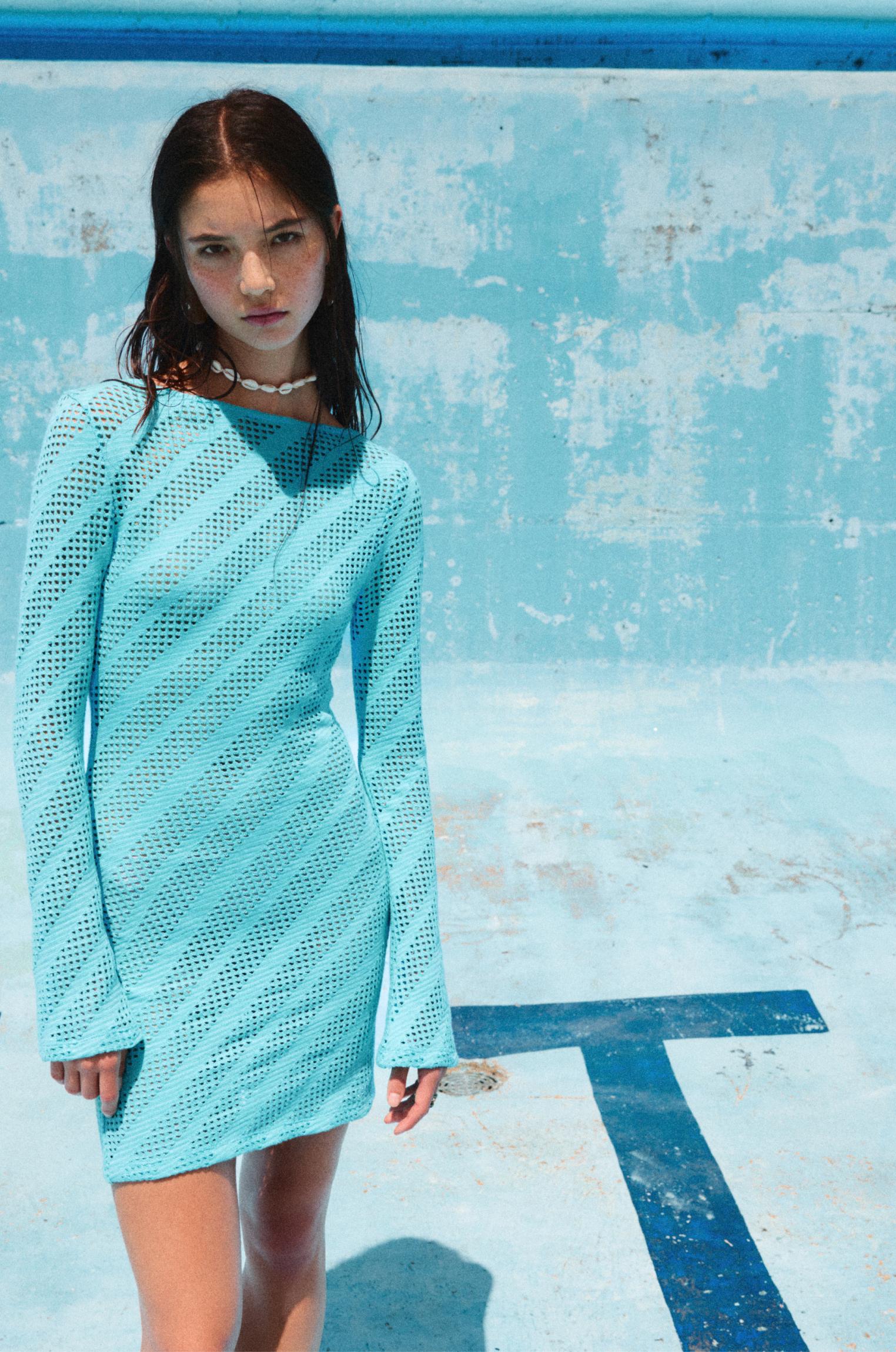 Korte opengewerkte jurk PULL&BEAR - Main Image