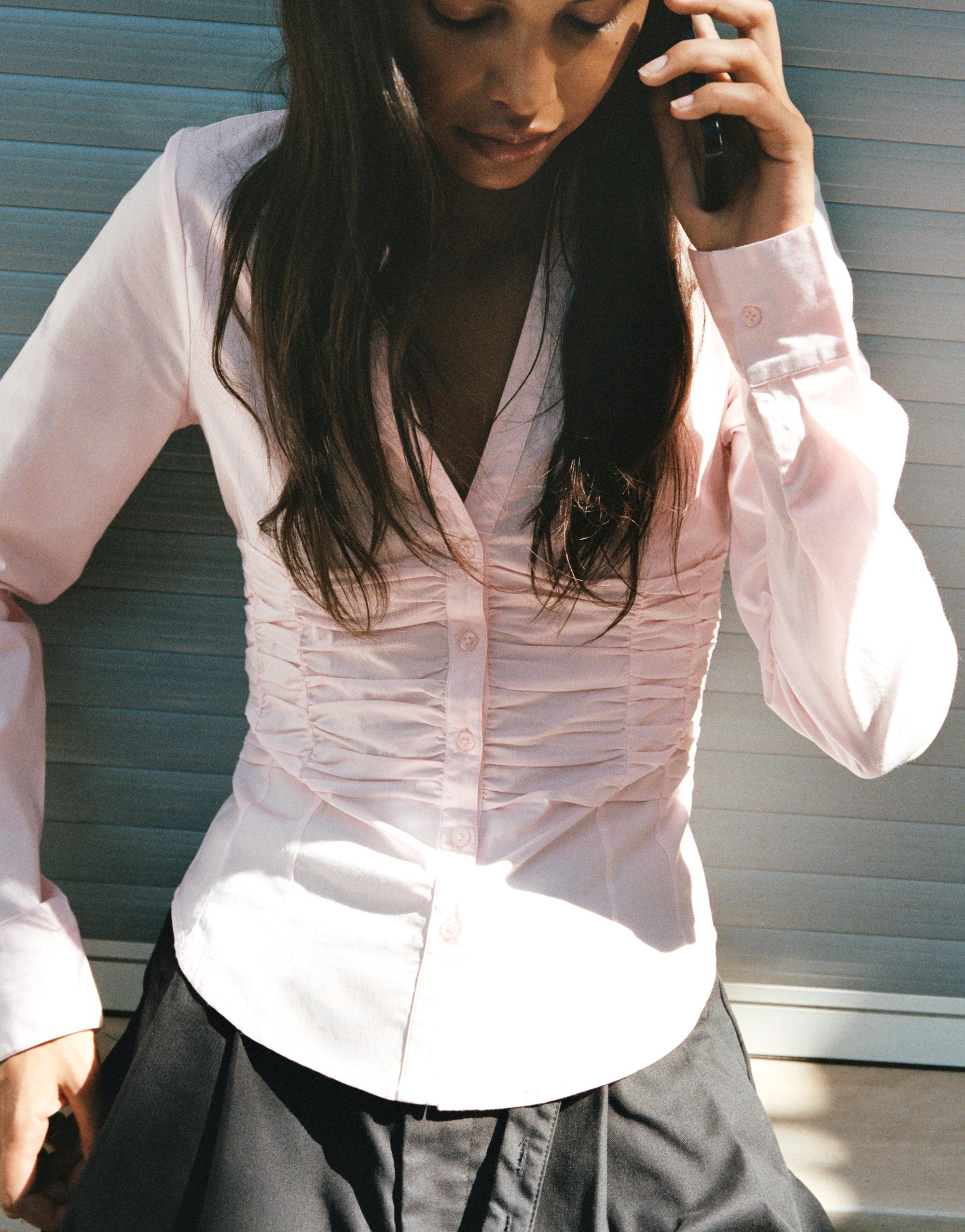 Fitted gathered poplin shirt — Pink