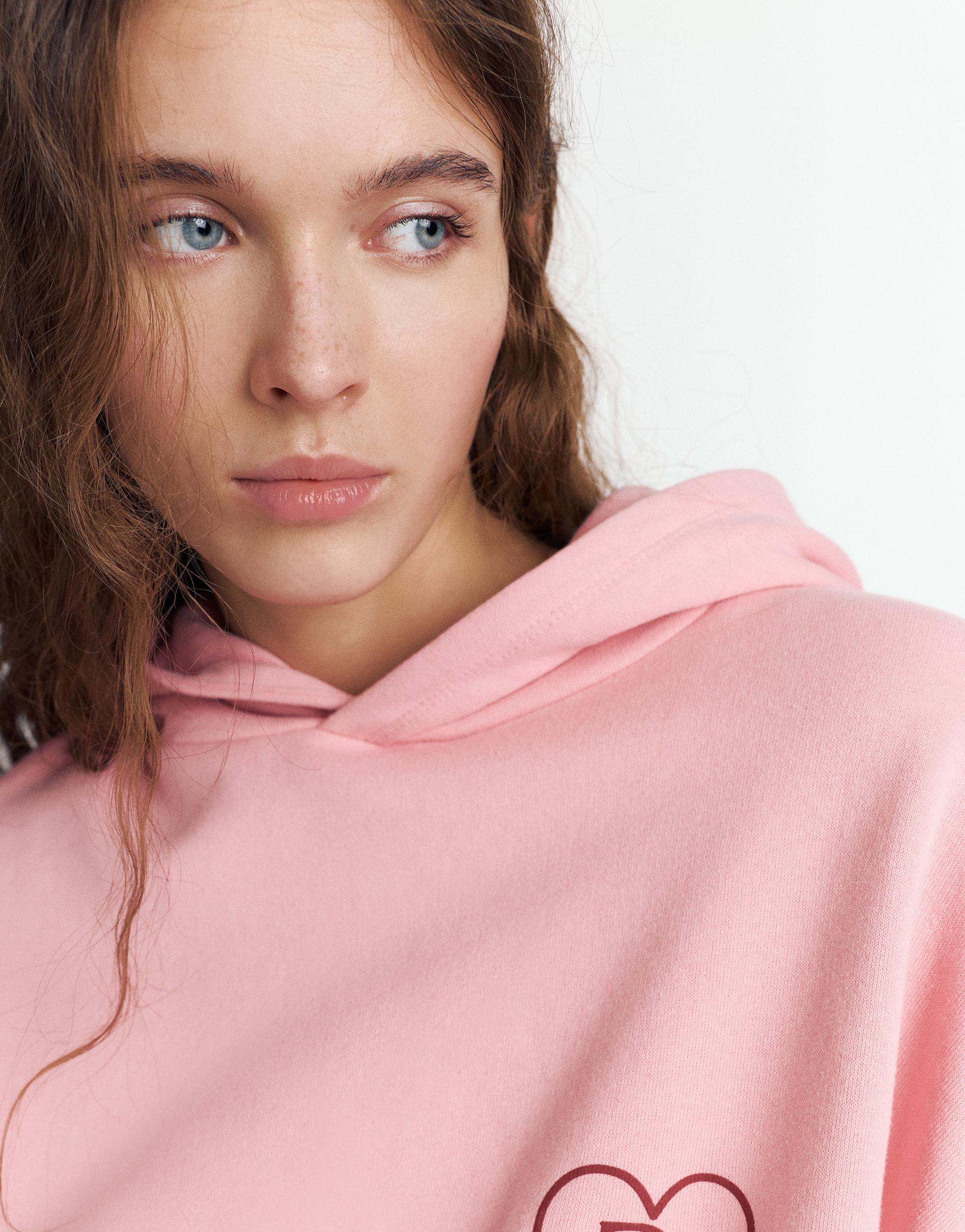 Kalp grafik baskılı kapüşonlu sweatshirt - Görsel 14