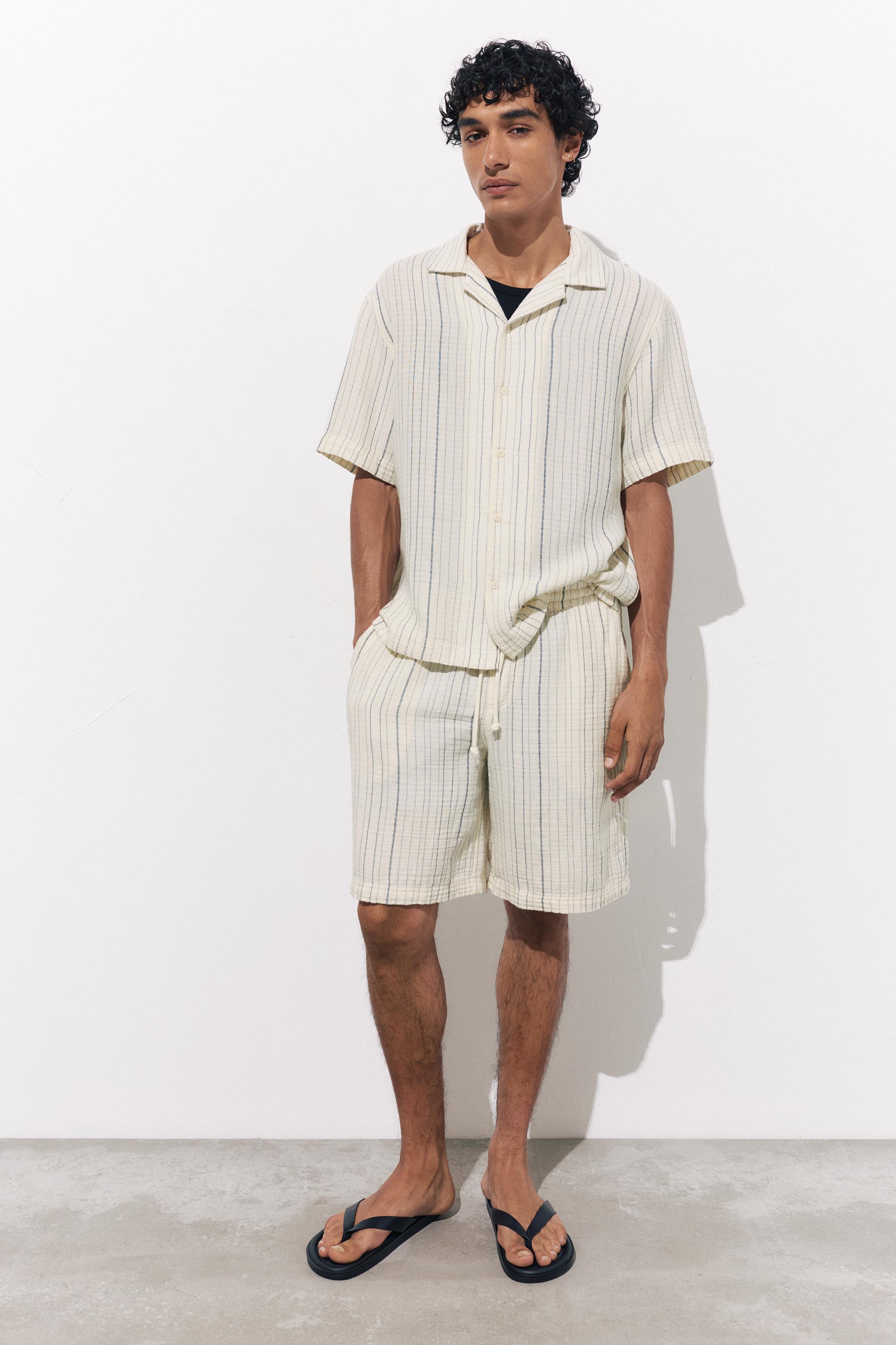 Striped jogger Bermuda shorts — White/Navy