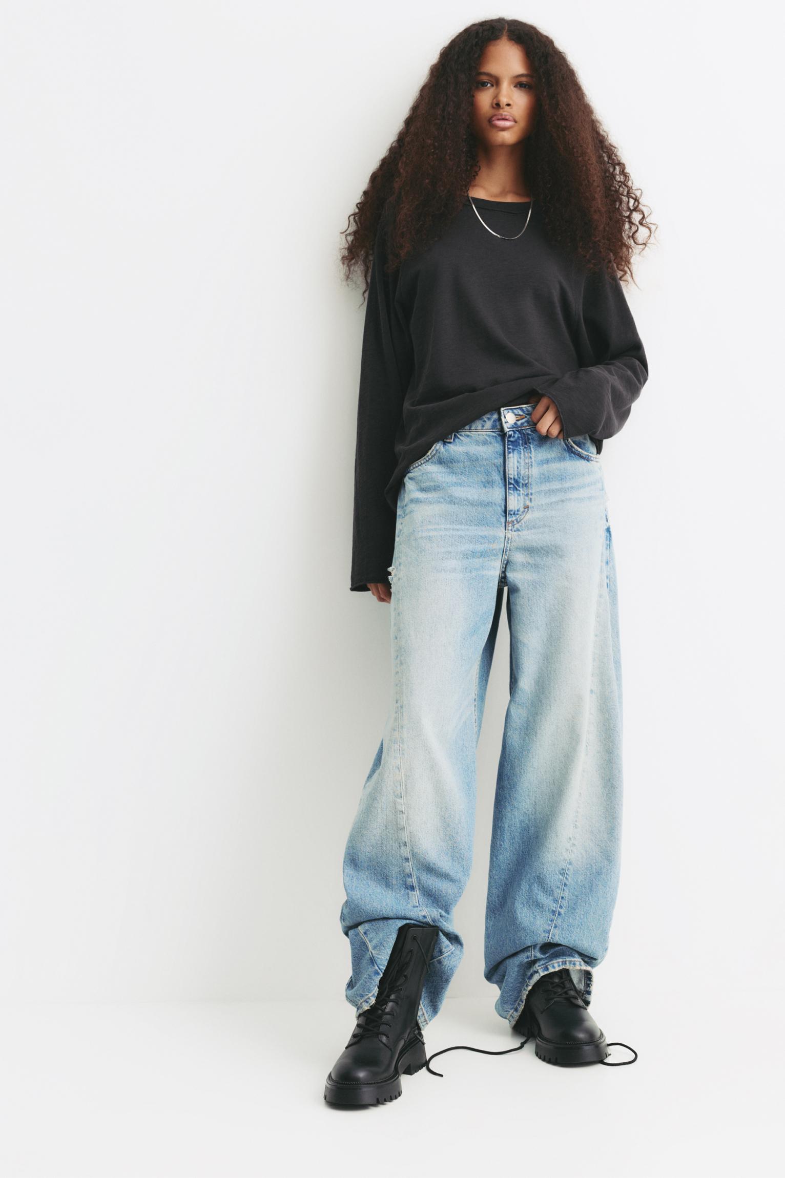 Lace-up flat ankle boots — Black