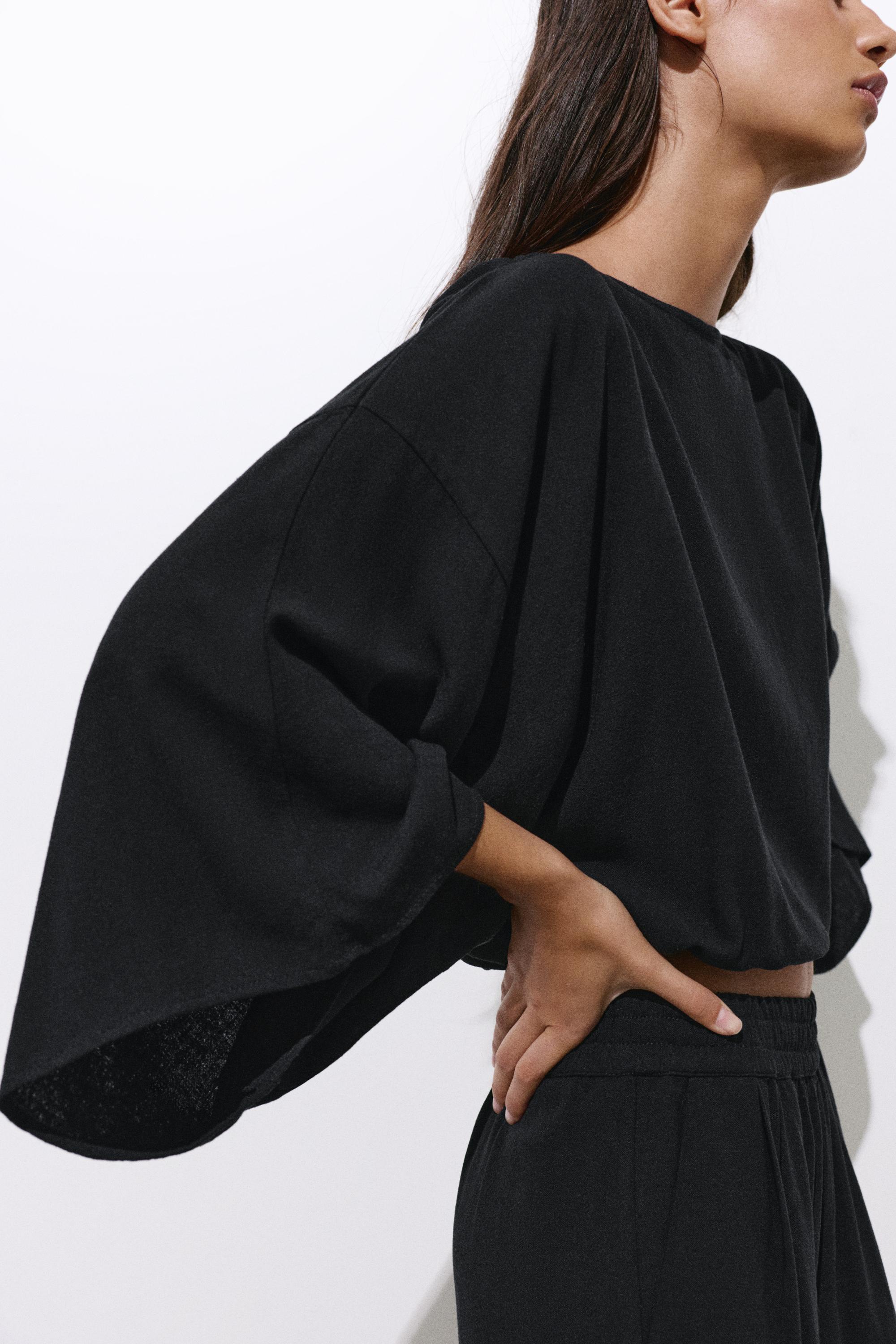 Cape blouse — Black