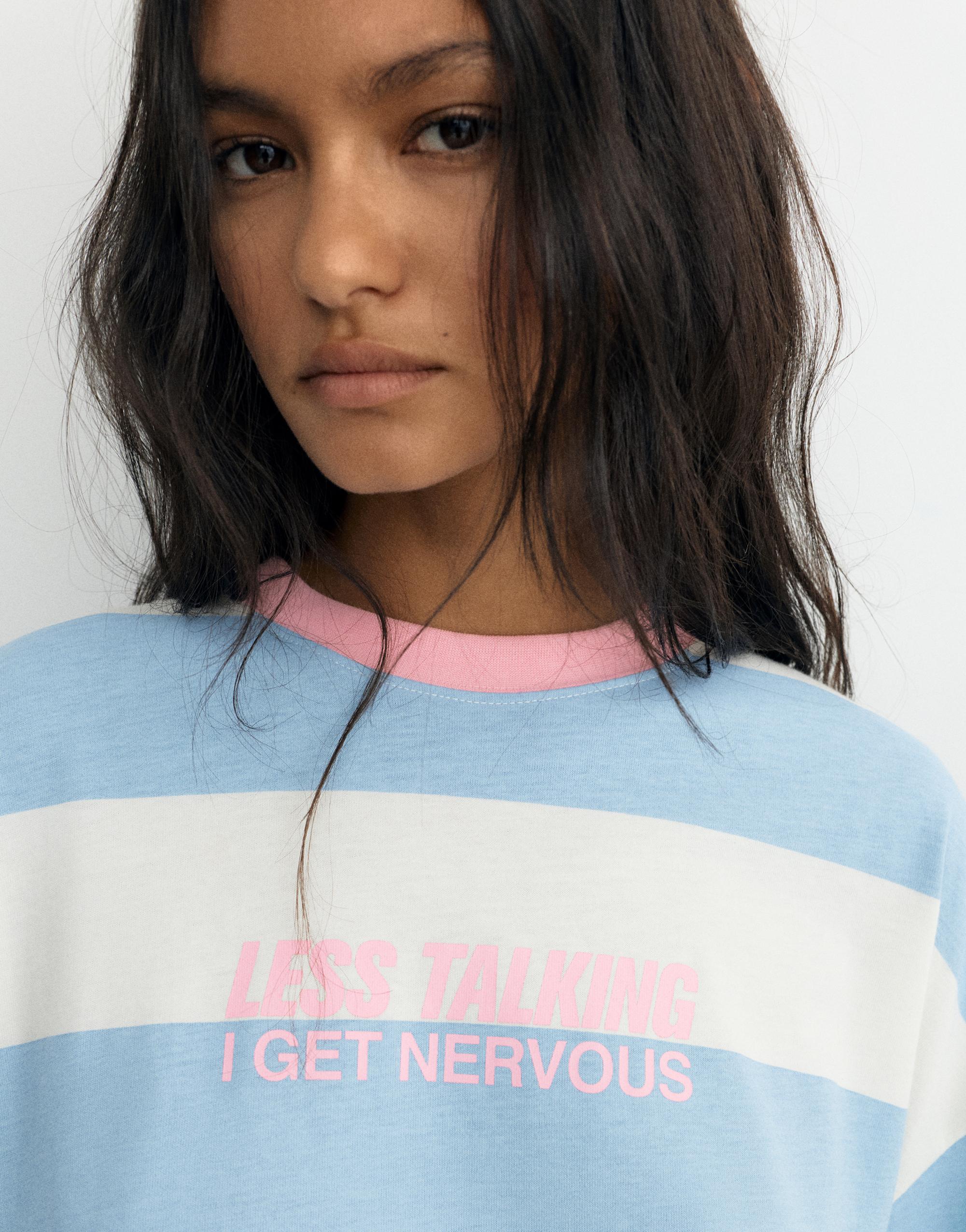 Oversize striped graphic T-shirt — Pale blue