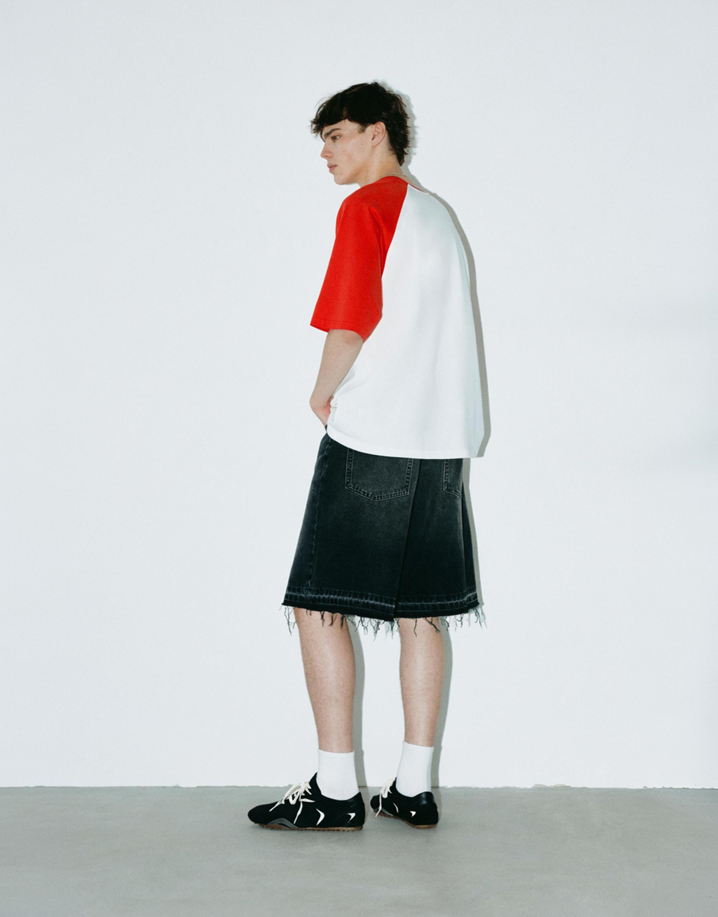 One Piece T-shirt — Reddish