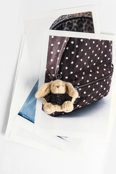 Bunny charm — Sand 6