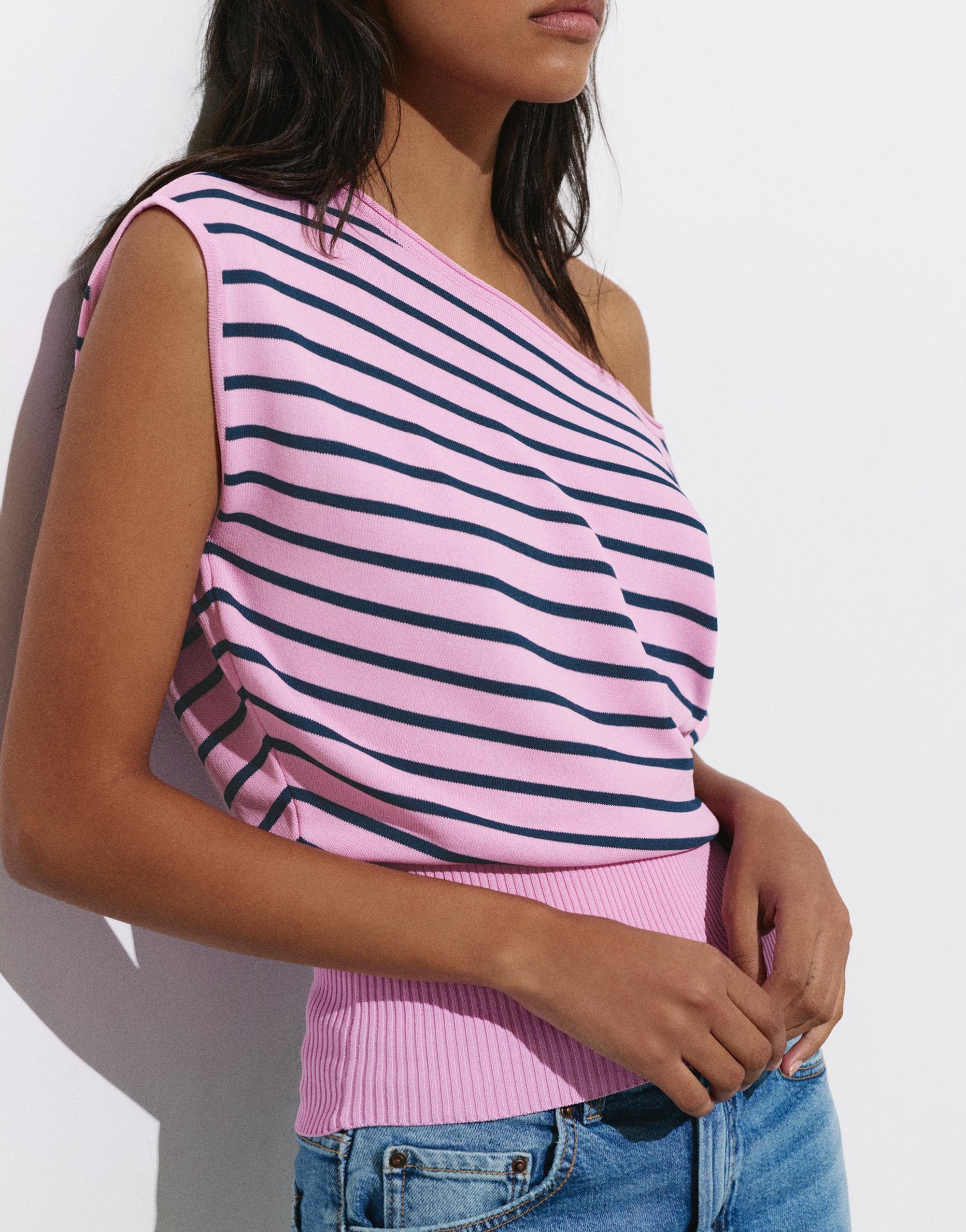 Asymmetric knit T-shirt — Pink