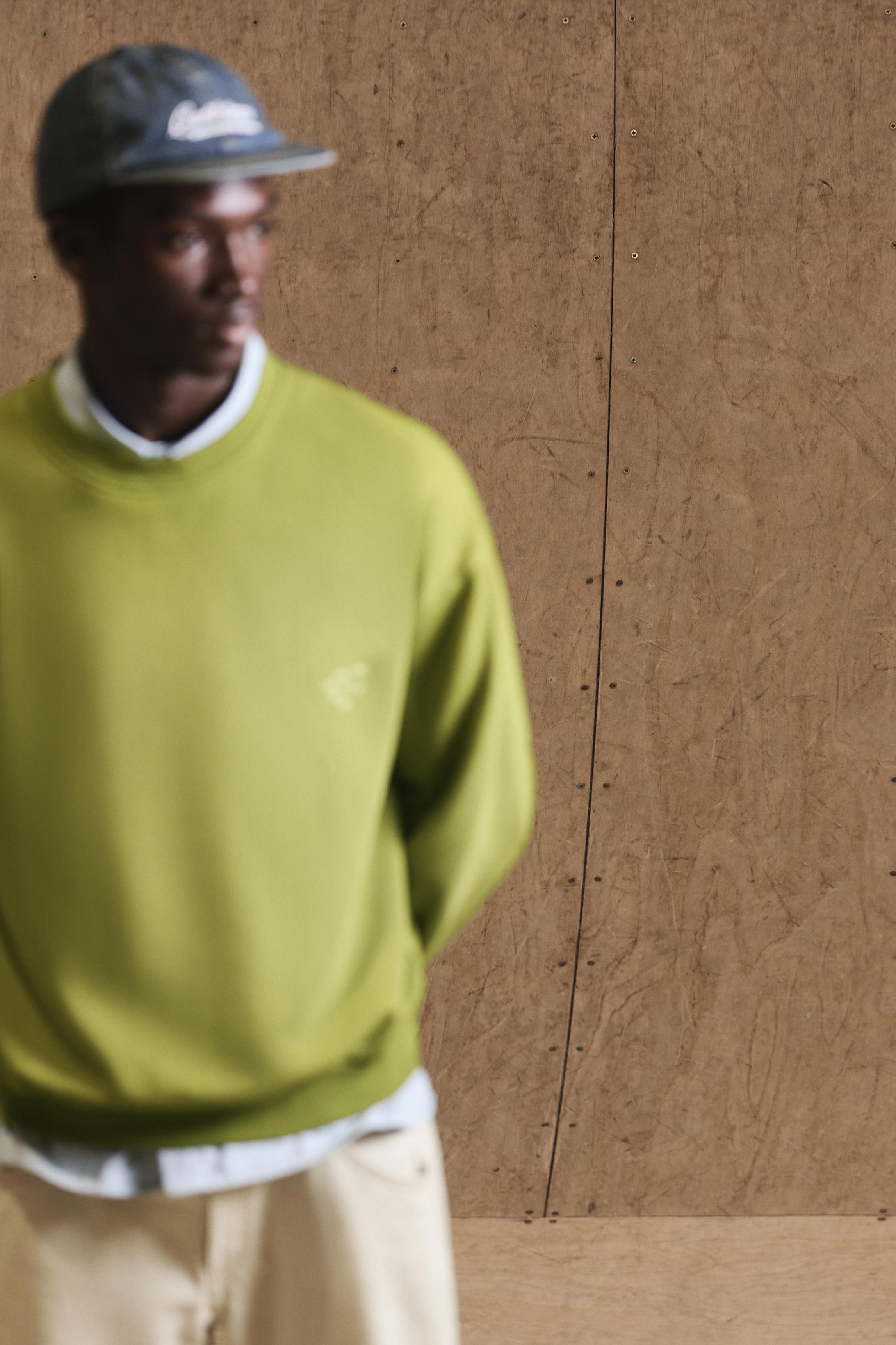 Embroidered washed-effect sweatshirt — Khaki