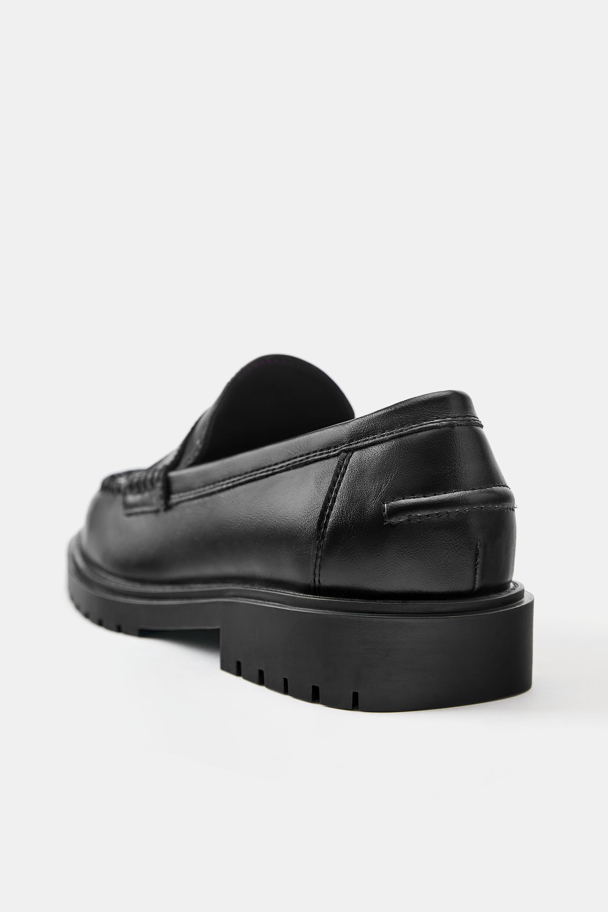 Casual loafers — Black