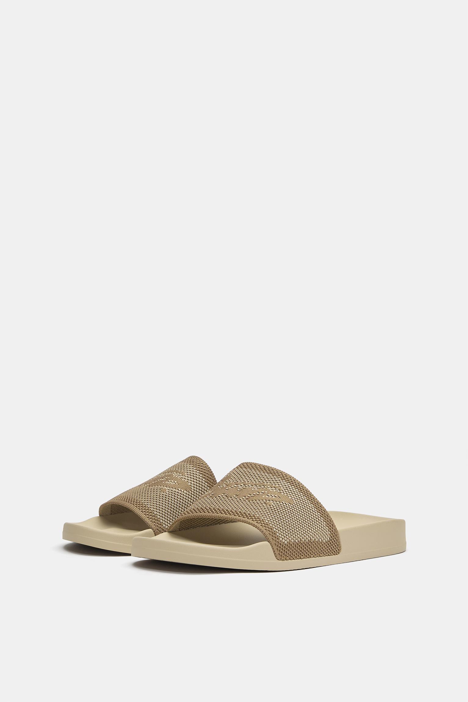 STWD rubberised sandals — Ecru