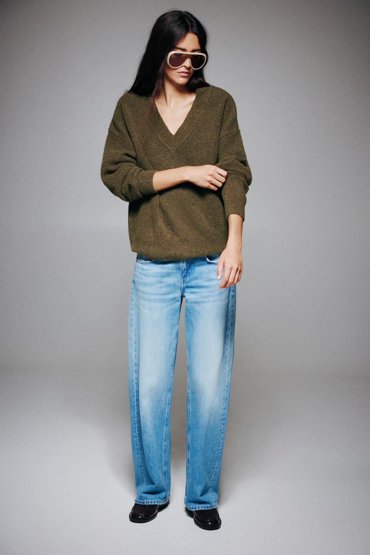 Boxy V-neck jumper — Hunting green
