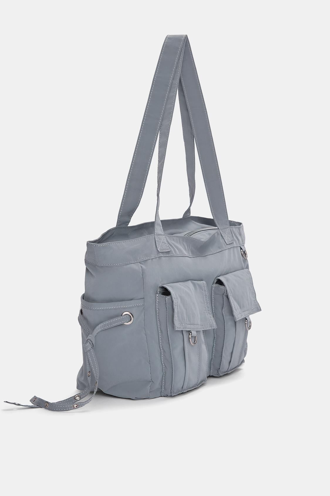 Nylon shopper bag with pockets - pull&bear
