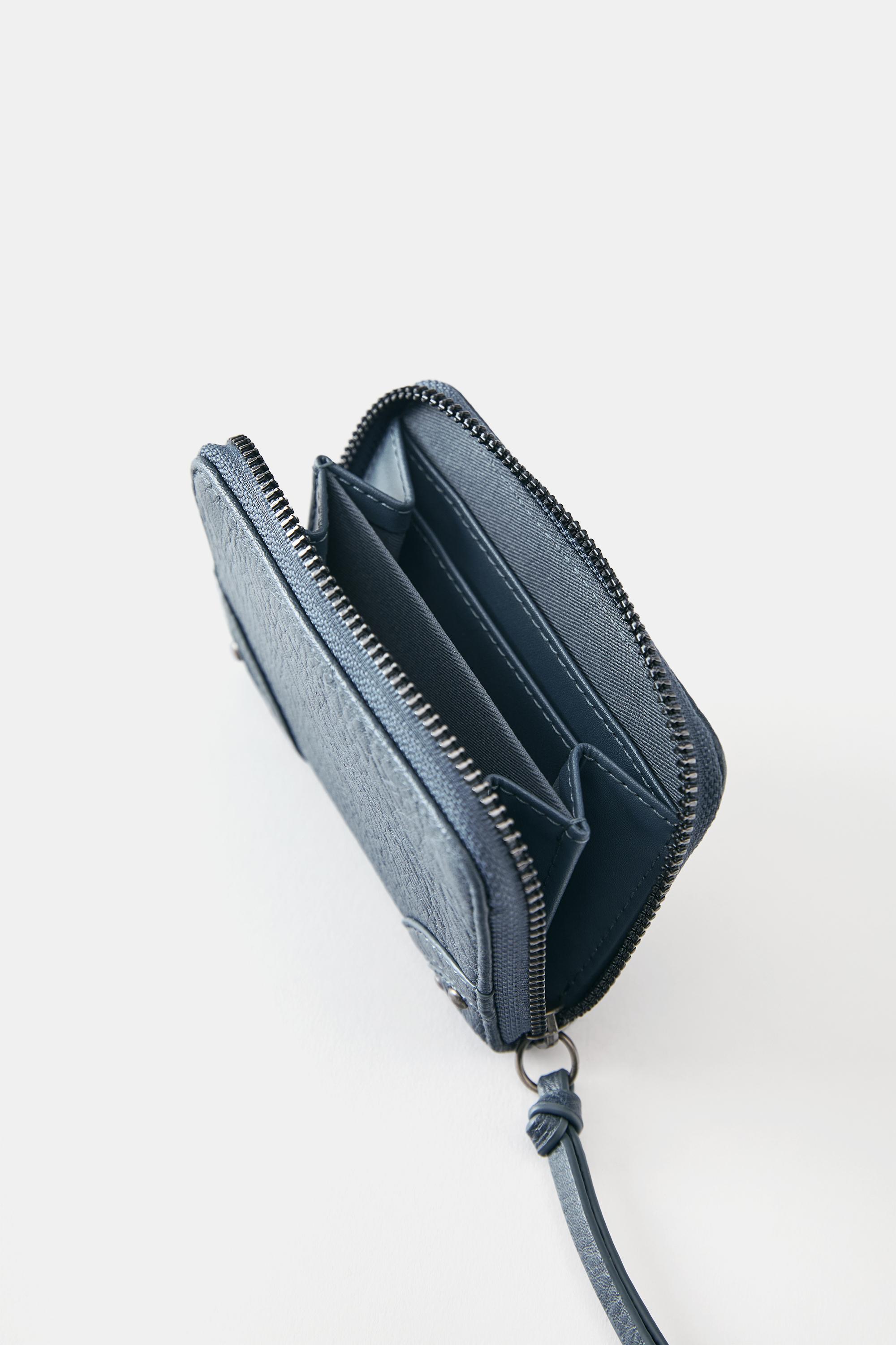 Studded purse — Blue