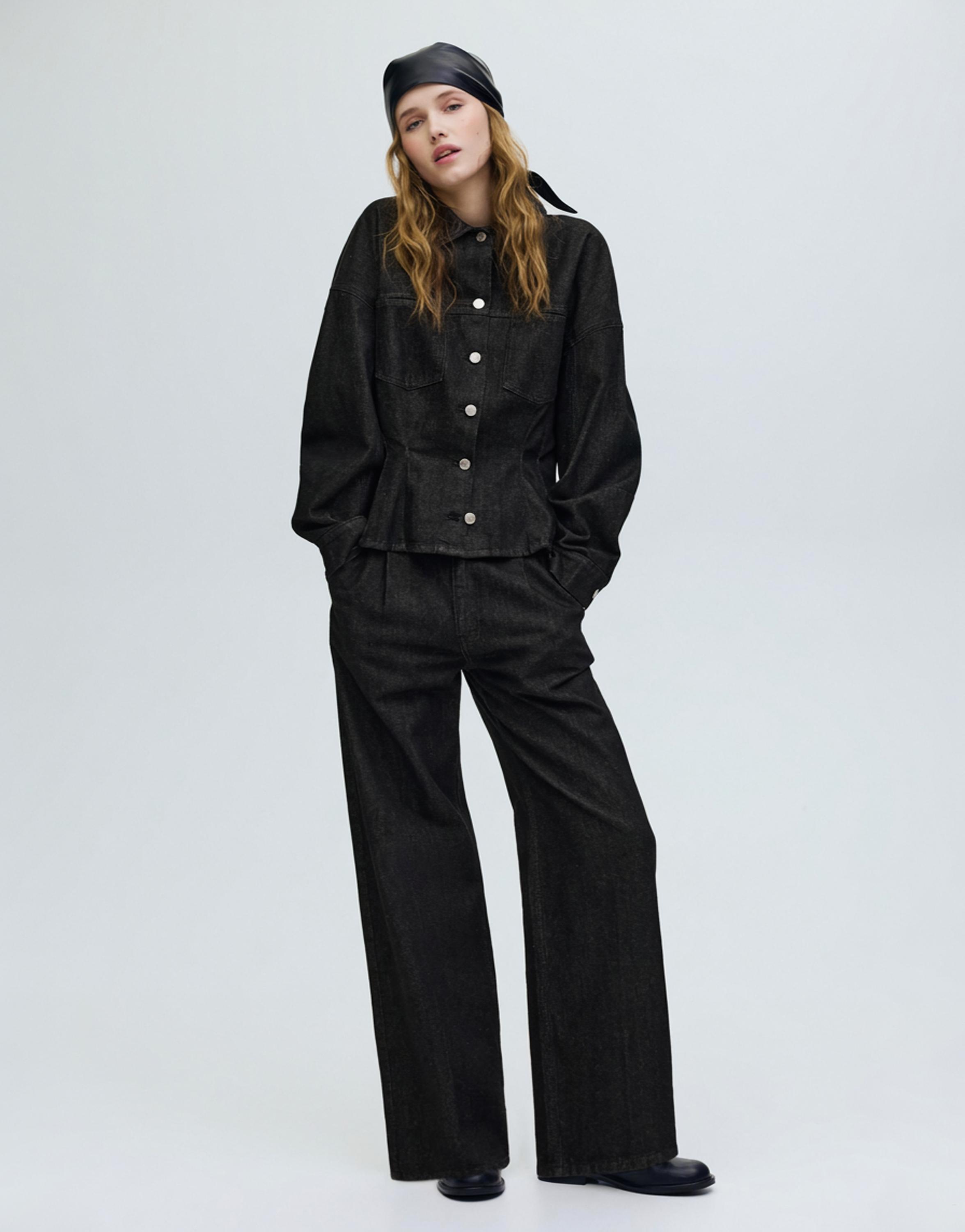Relaxed fit wide-leg jeans — Black