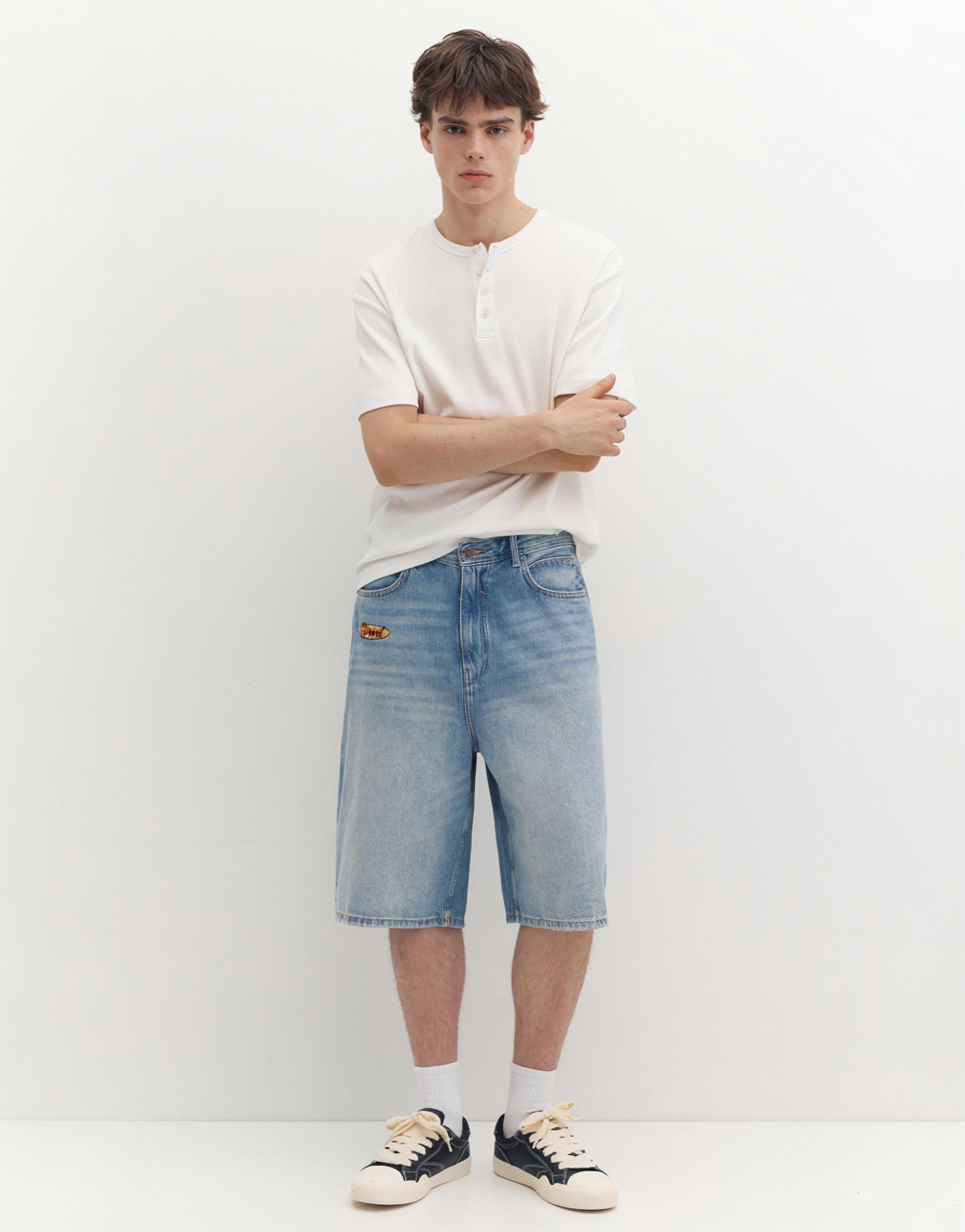 Skater denim Bermuda shorts — Medium blue