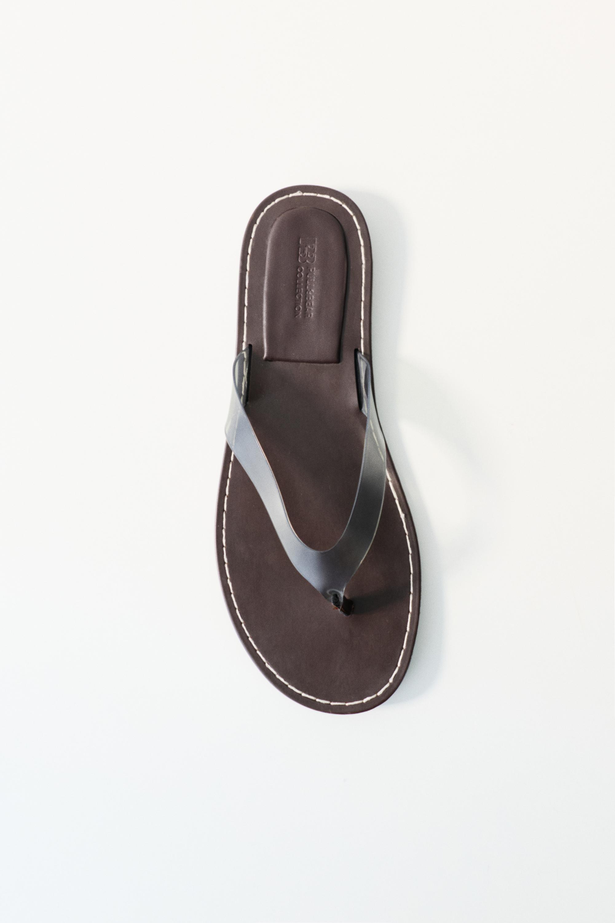 Vinil detaylı düz sandalet - Görsel 39