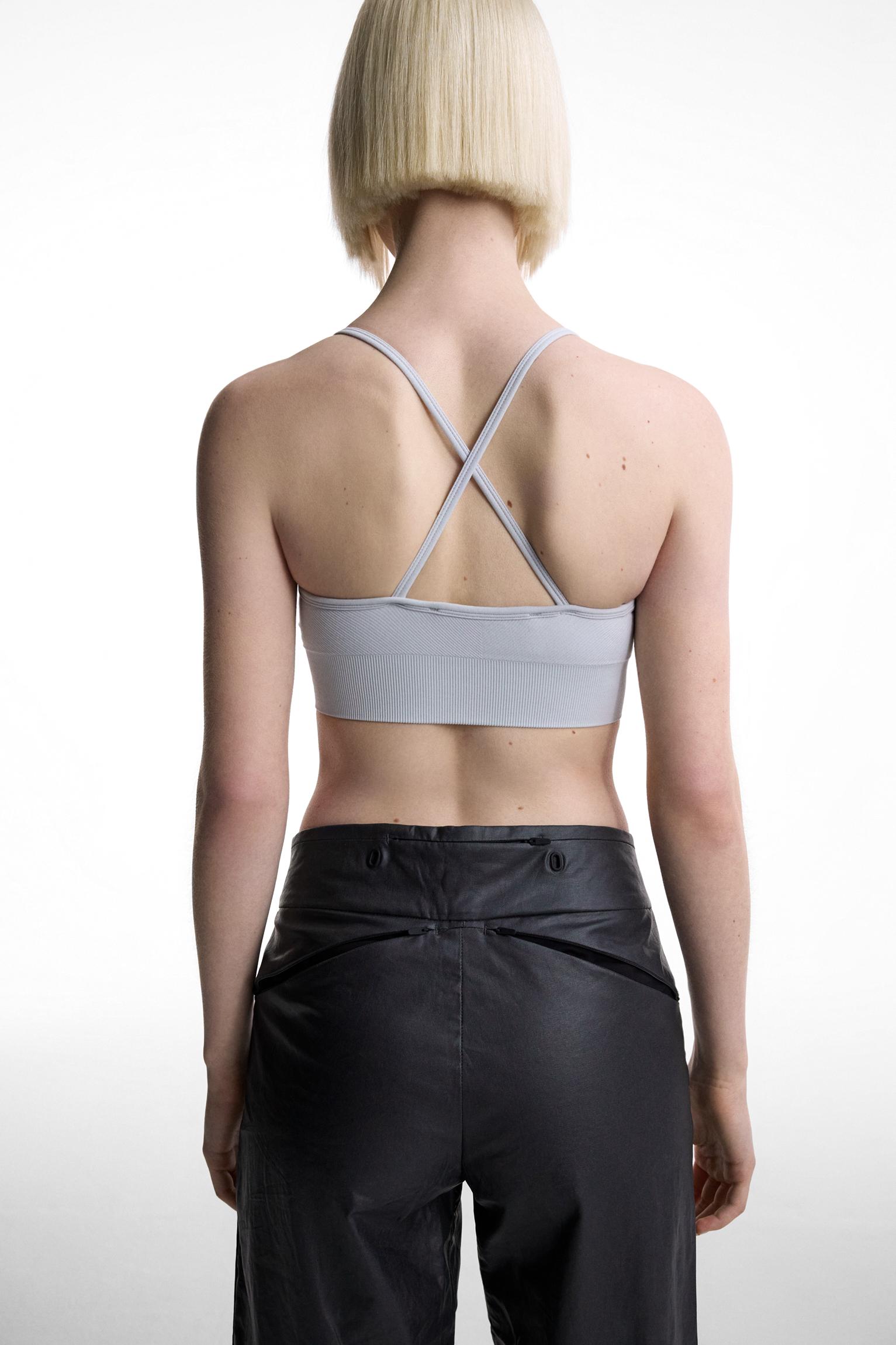 Johanna Parv 2023 AW ハーネス