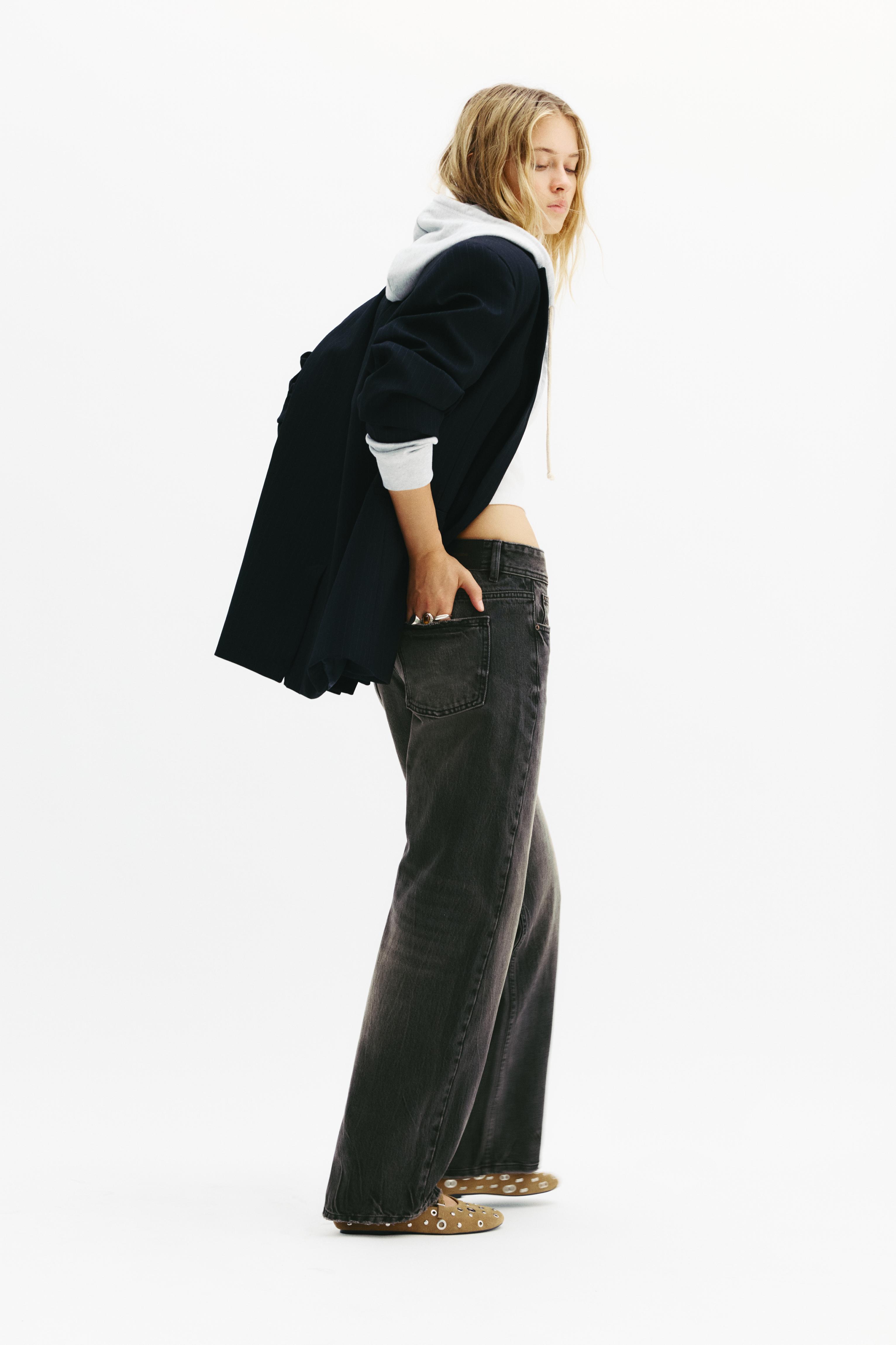 Low-rise straight-leg jeans — Black
