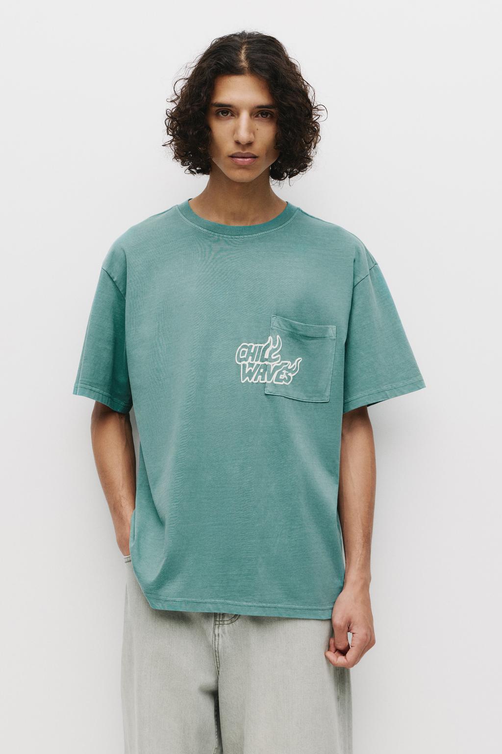 Playera verde bolsillo PULL&BEAR
