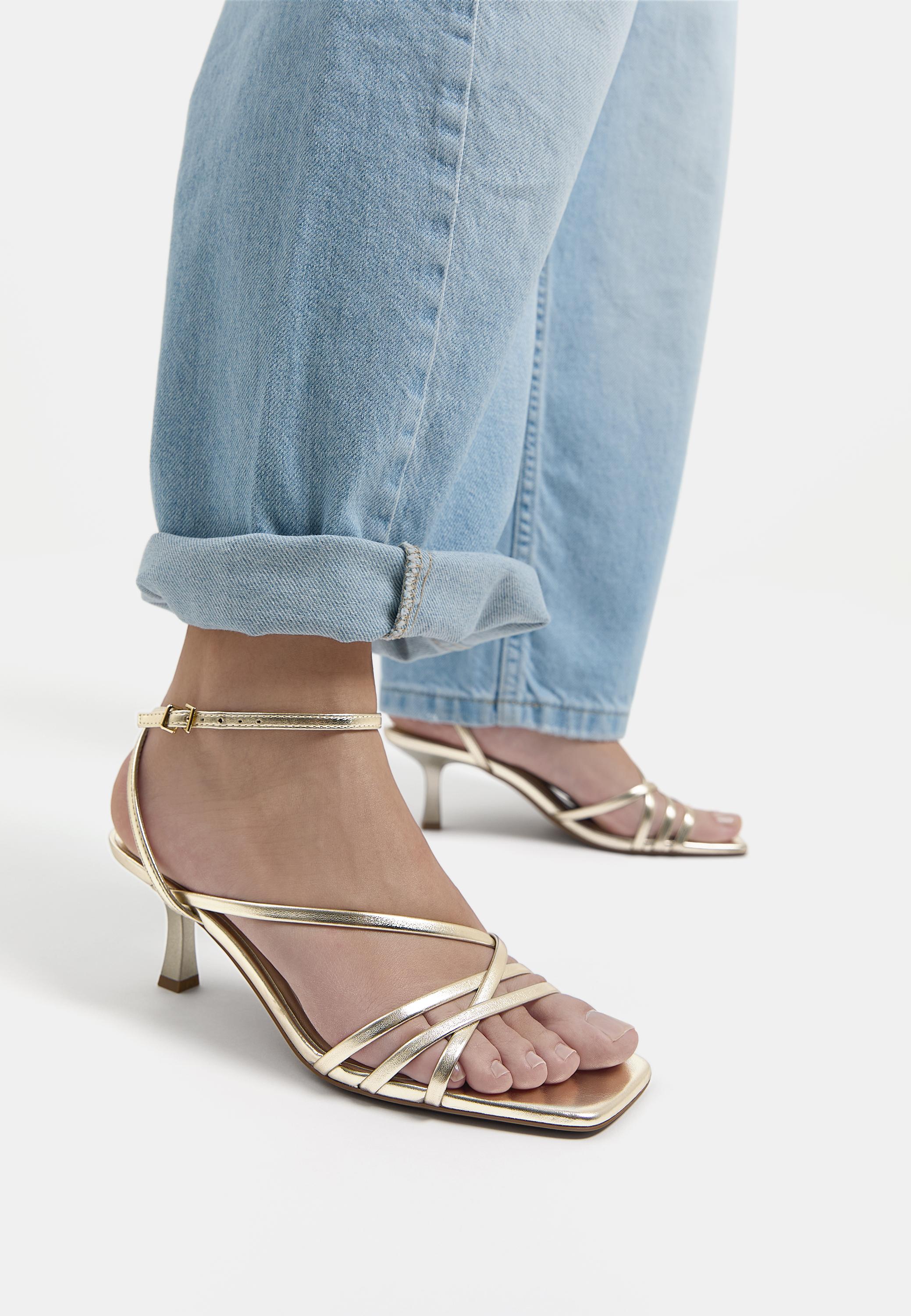 Strappy high-heel sandals — Gold