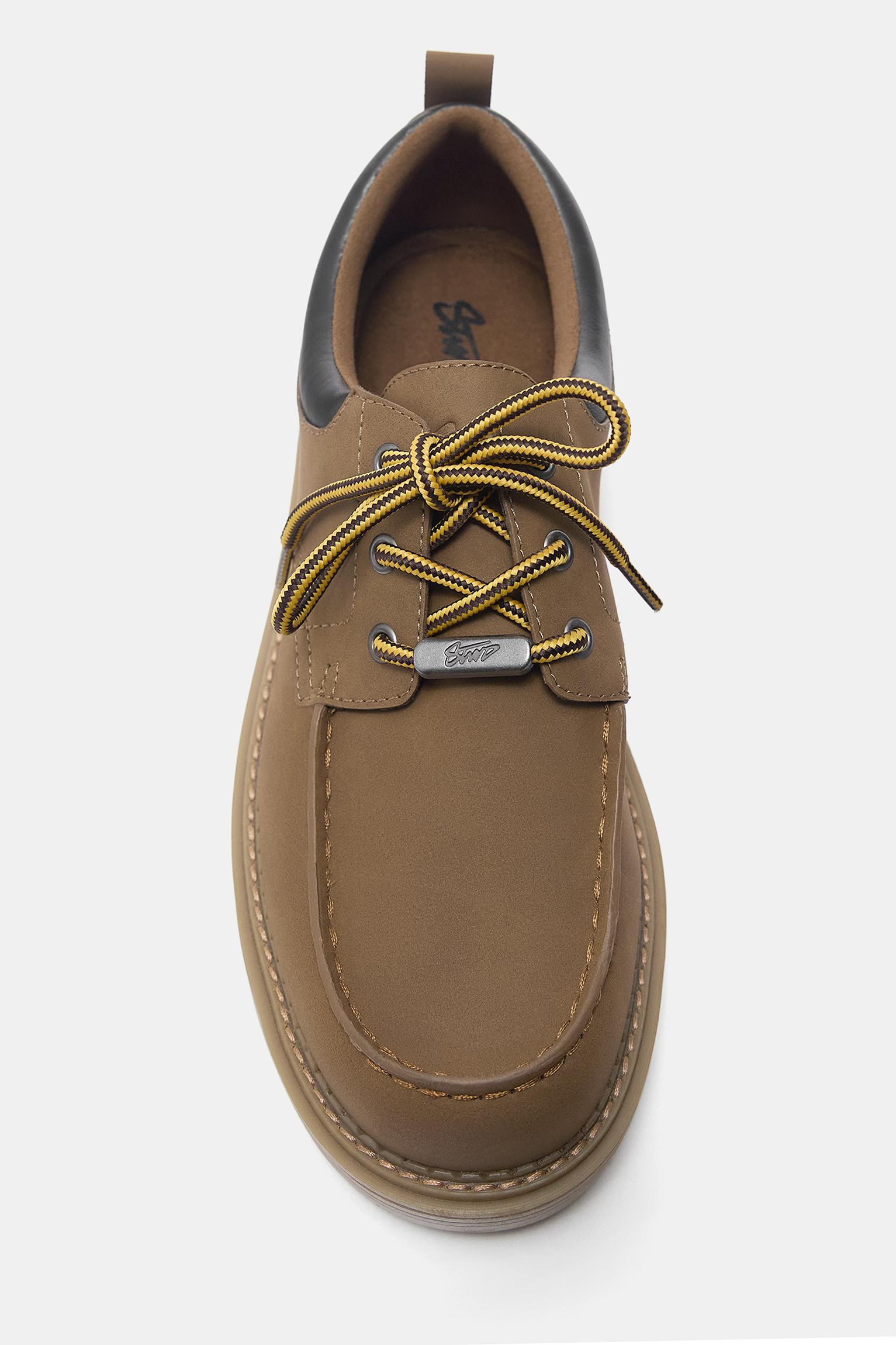 STWD boat shoes — Brown