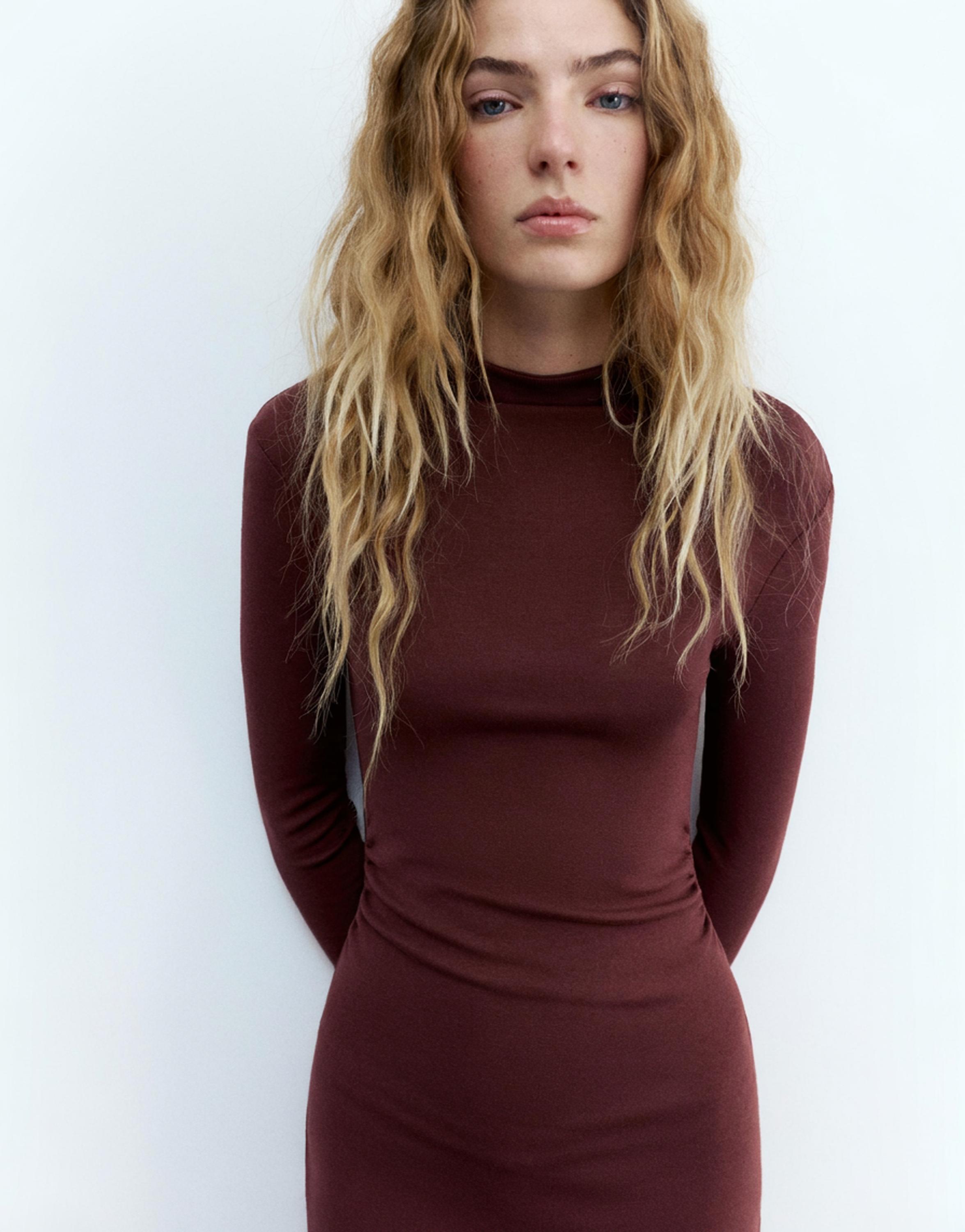 Mock neck midi dress — Burgundy