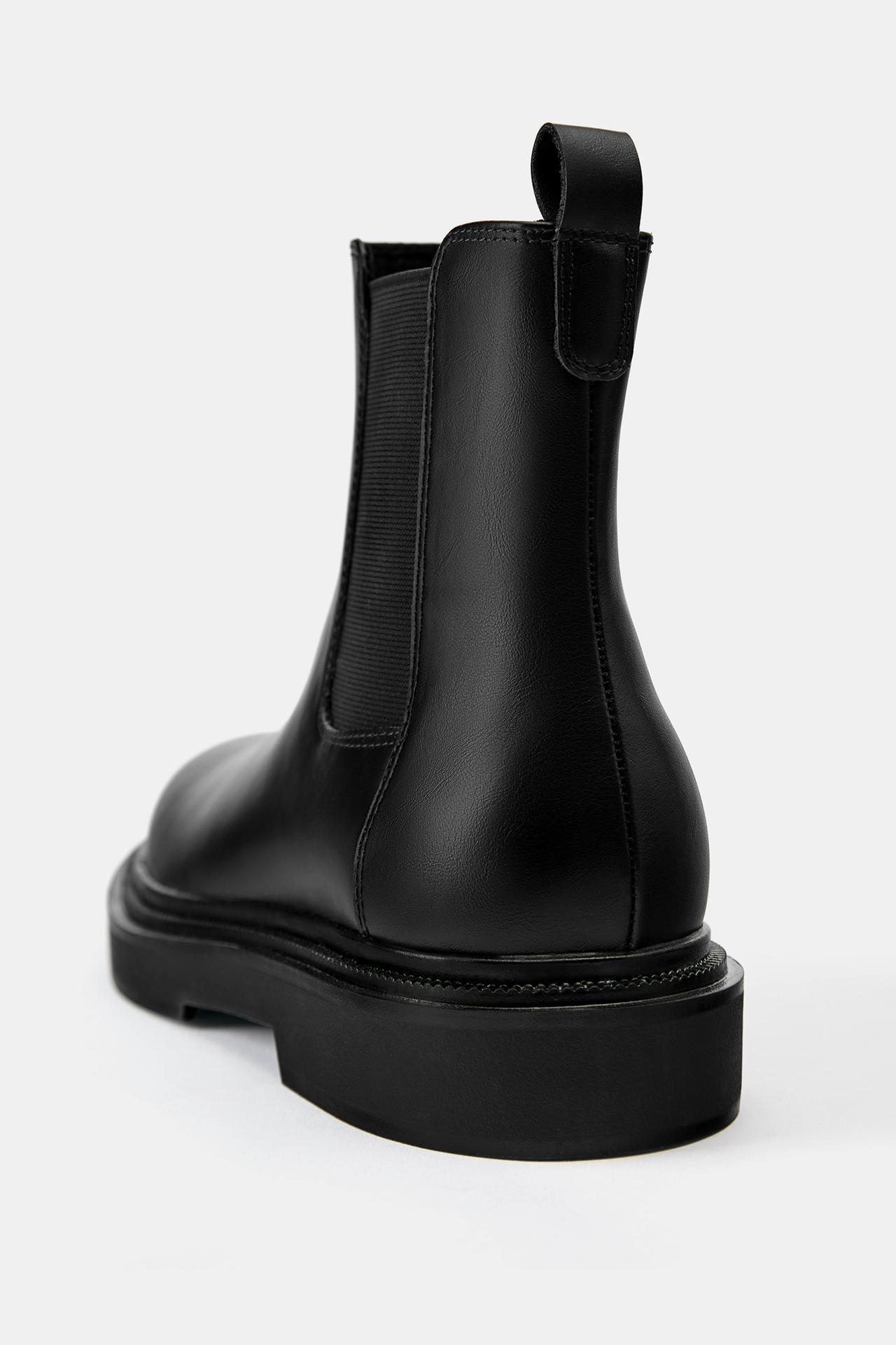 Chelsea boots — Black