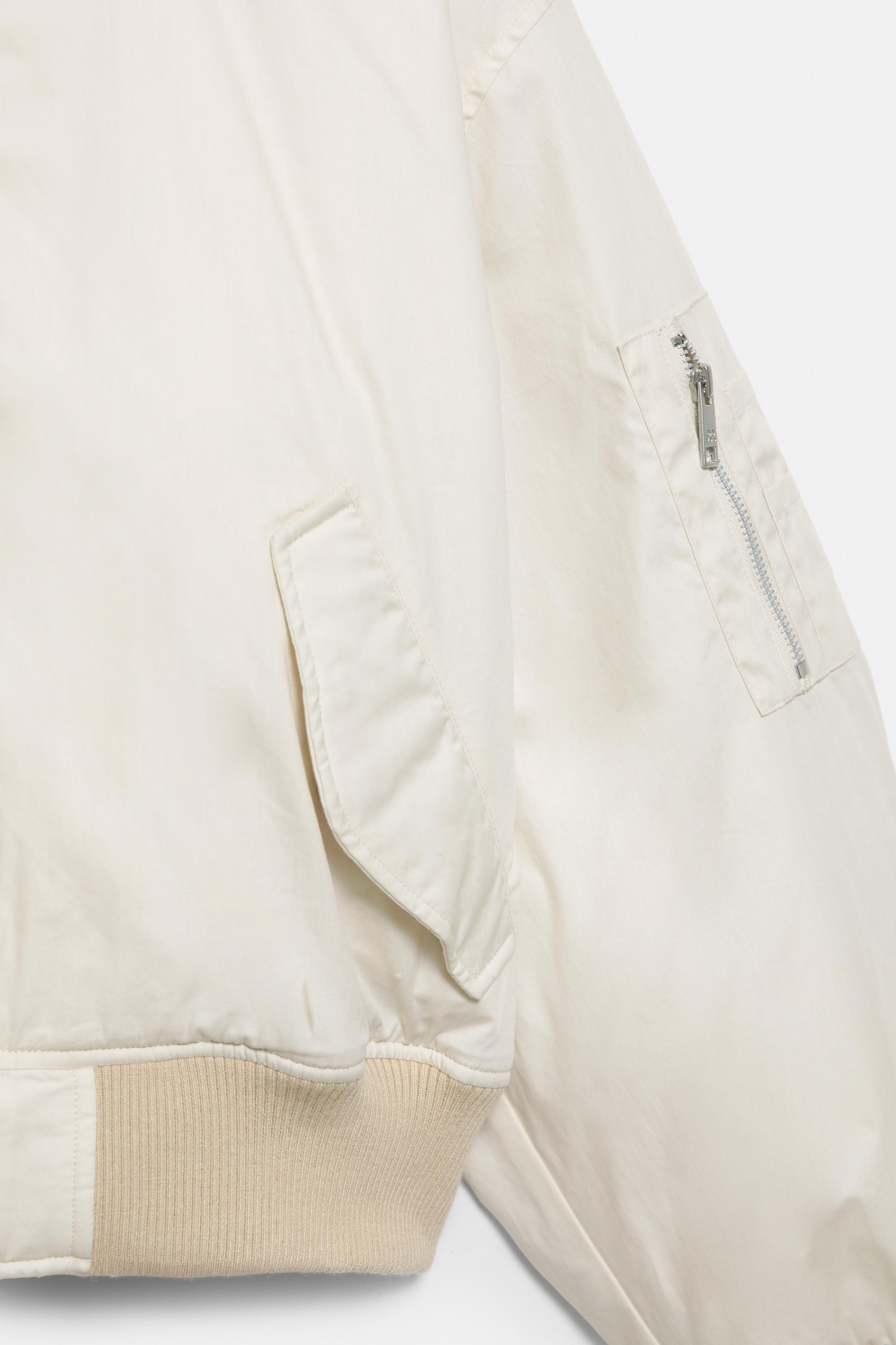 Bomber jacket — Vanilla