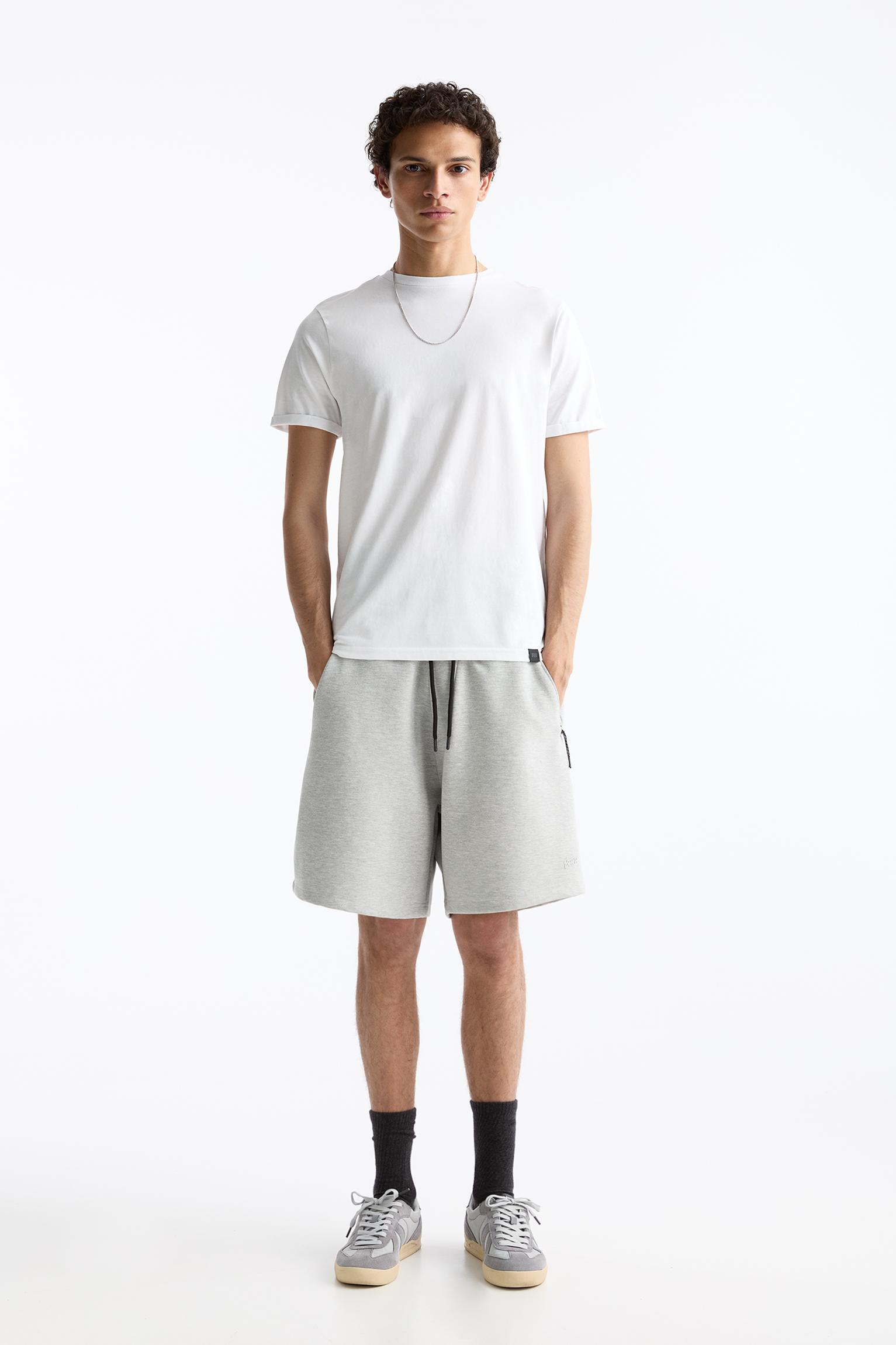 Men joggers shorts online