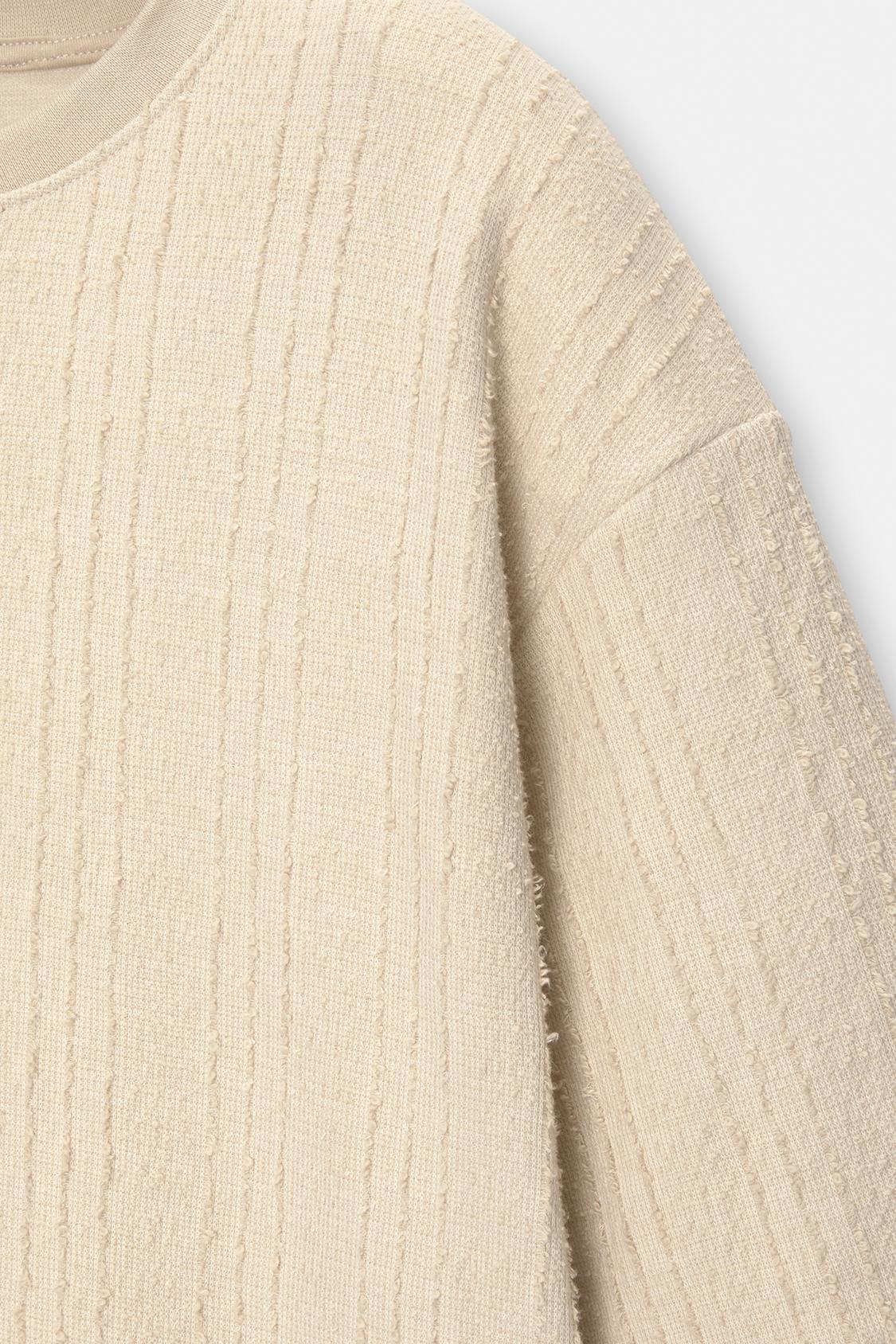 T-Shirt mit Strukturmuster - PULL&BEAR