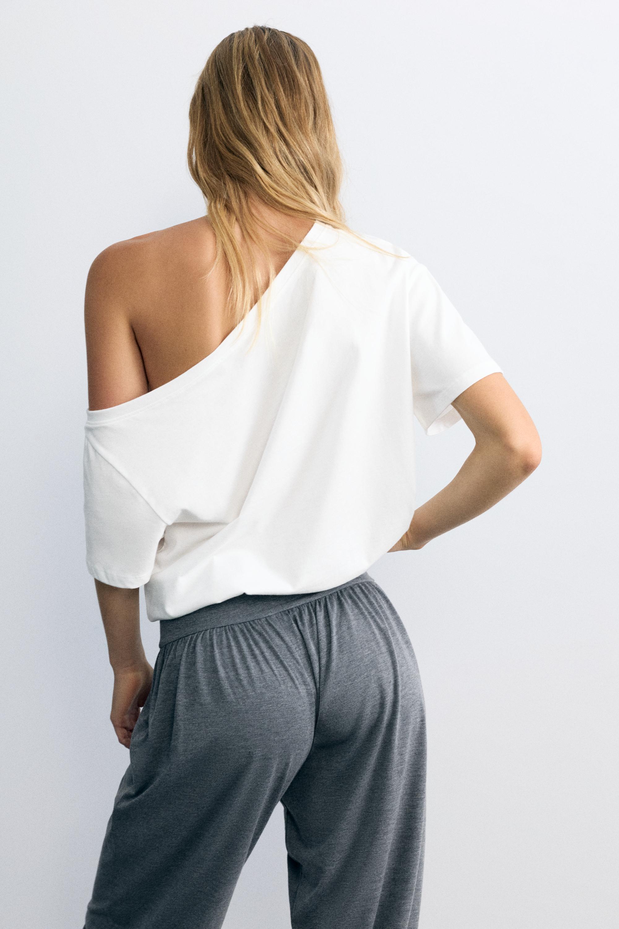 Asymmetric star T-shirt — White