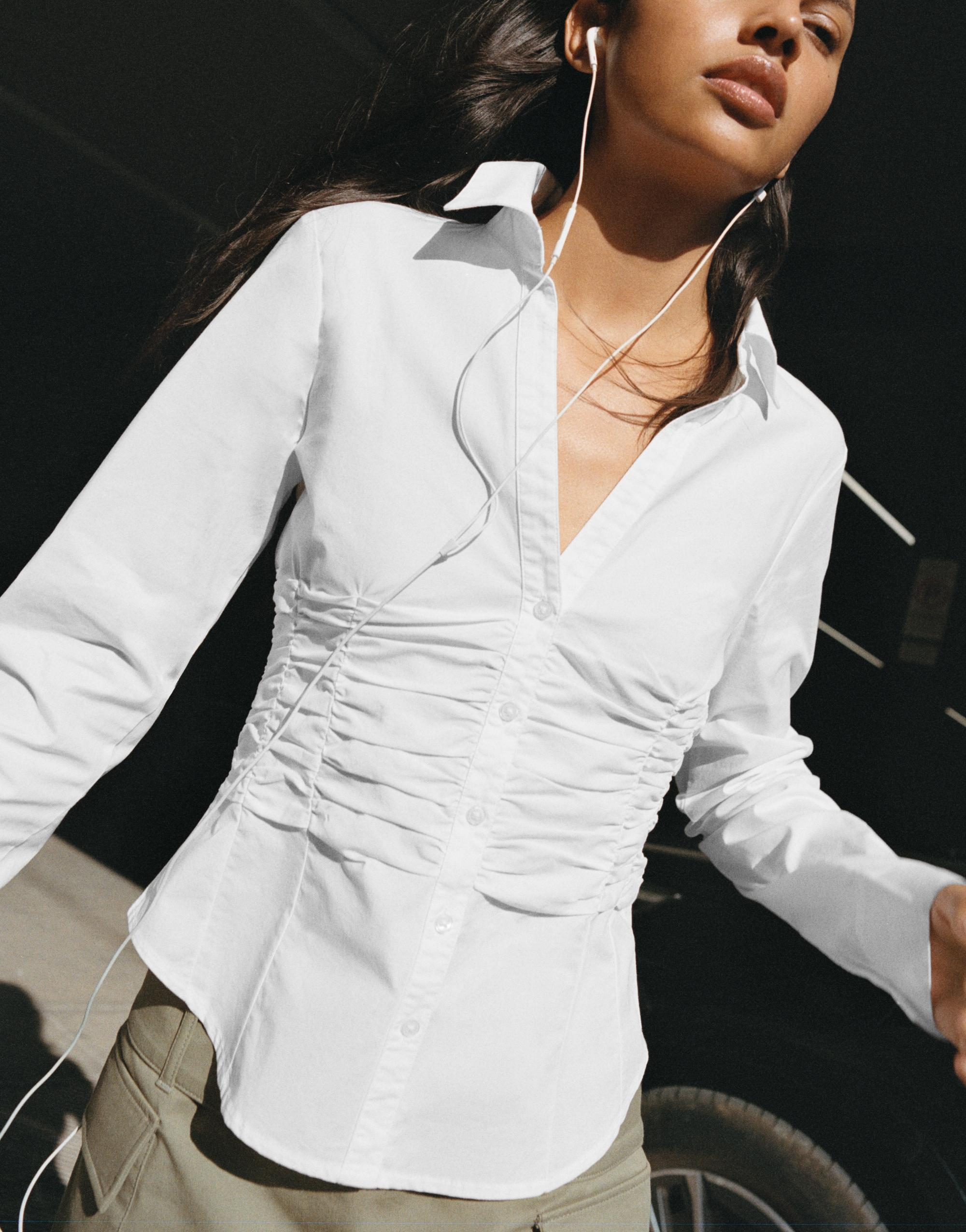 Fitted gathered poplin shirt — White