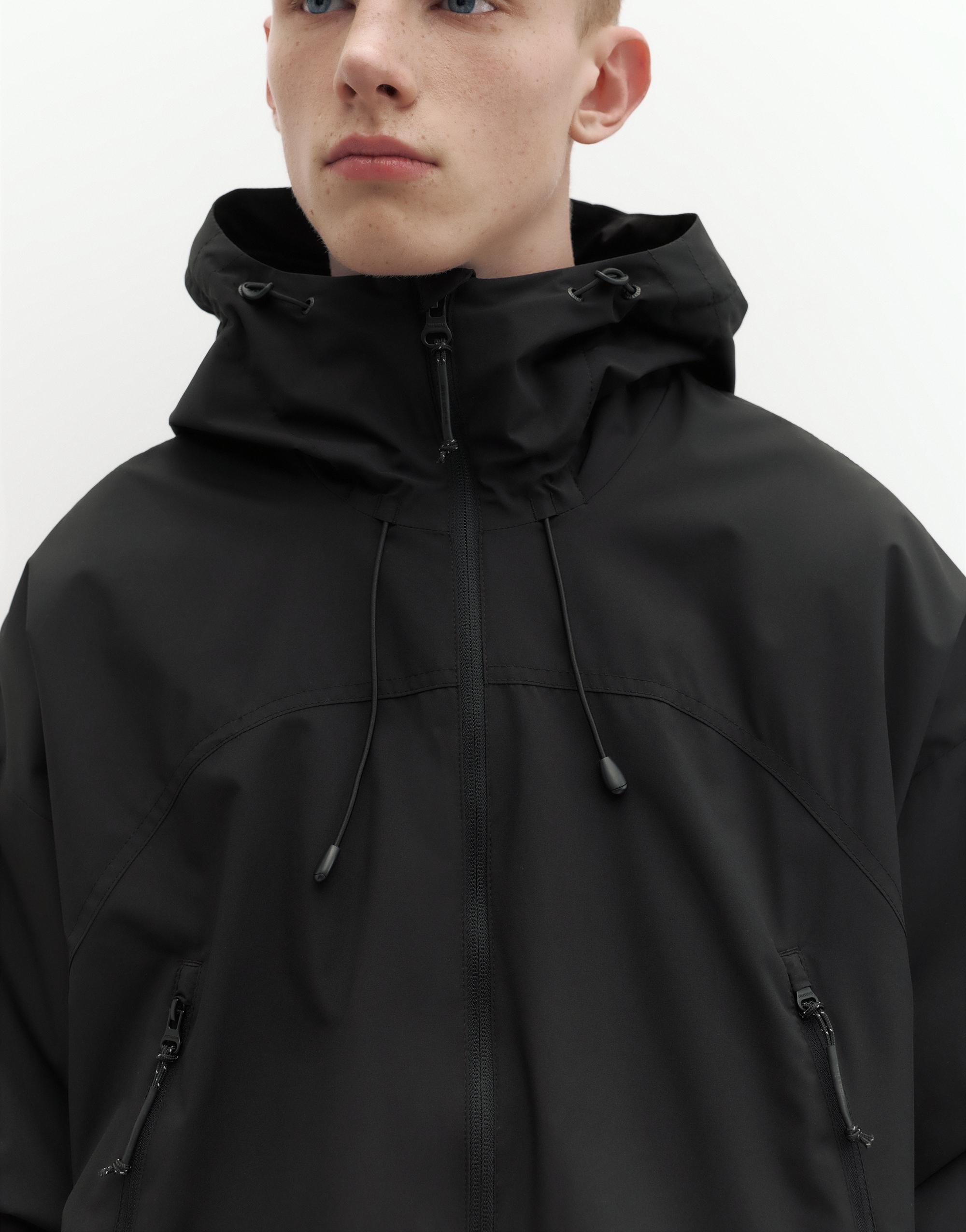 Lightweight hooded raincoat — Black