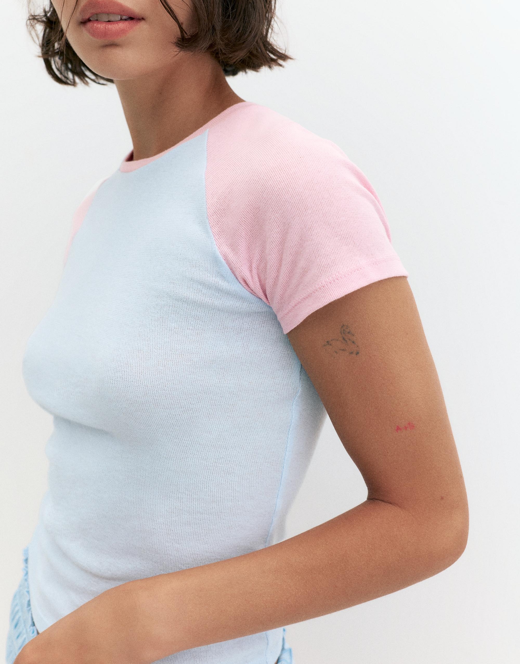 Contrast raglan sleeve T-shirt — Pastel blue