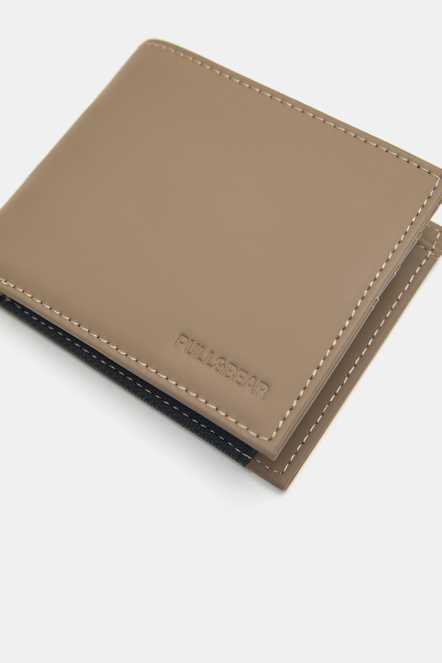Rubberised wallet — Brown