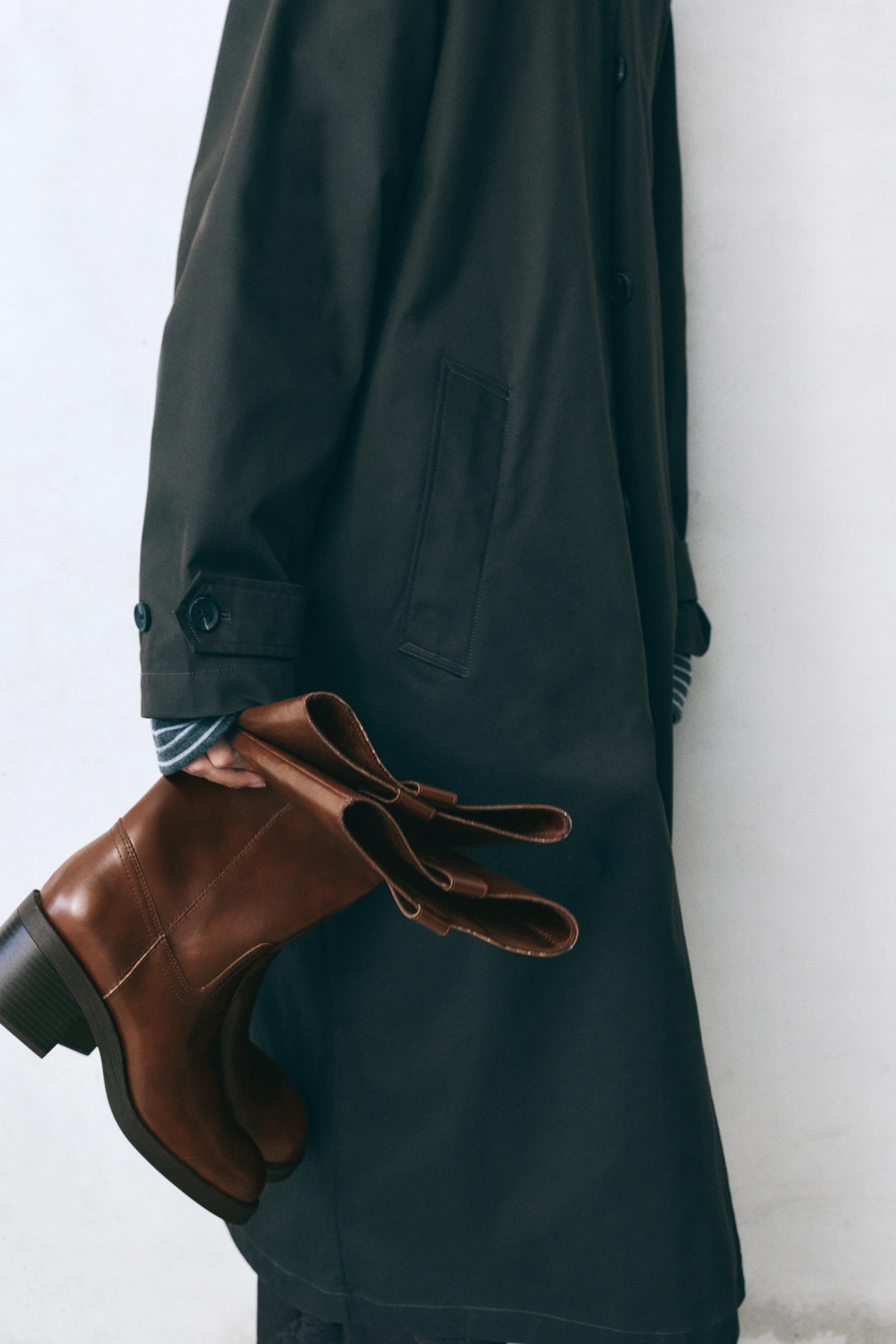 High-heel boots — Brown