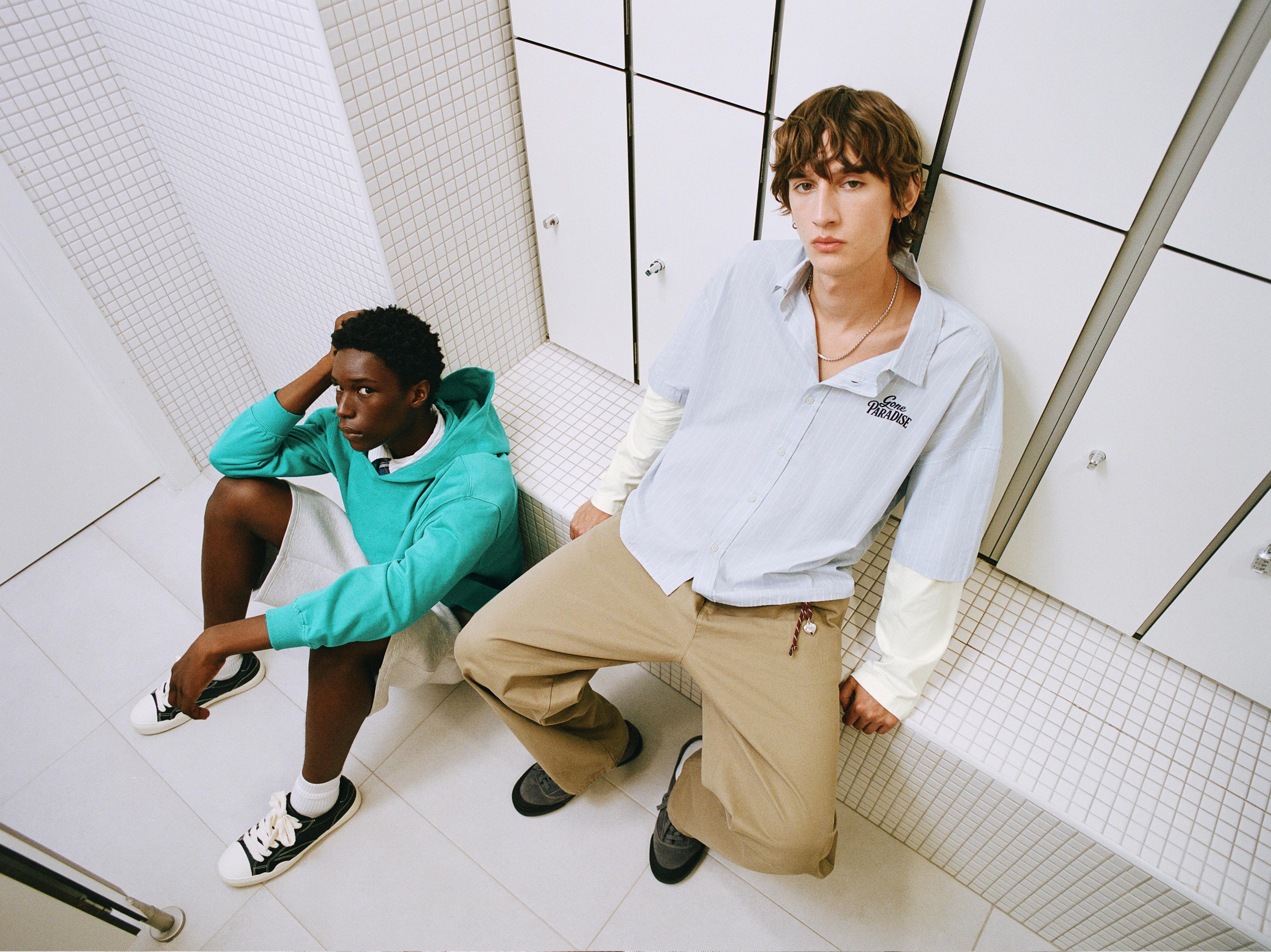Double sleeve graphic shirt — Pale blue