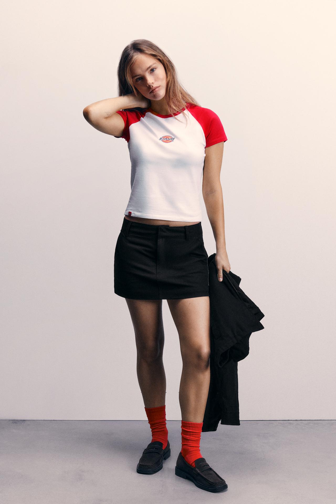 Black Dickies mini skirt — Black