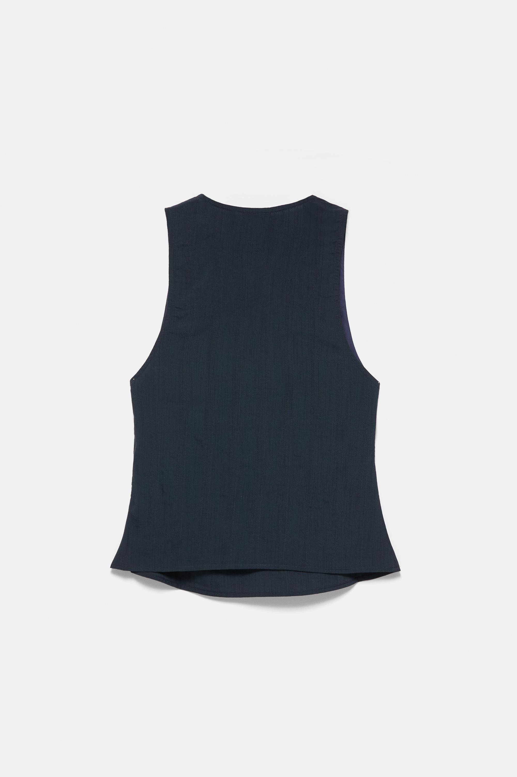 Sleeveless buckle top — Navy