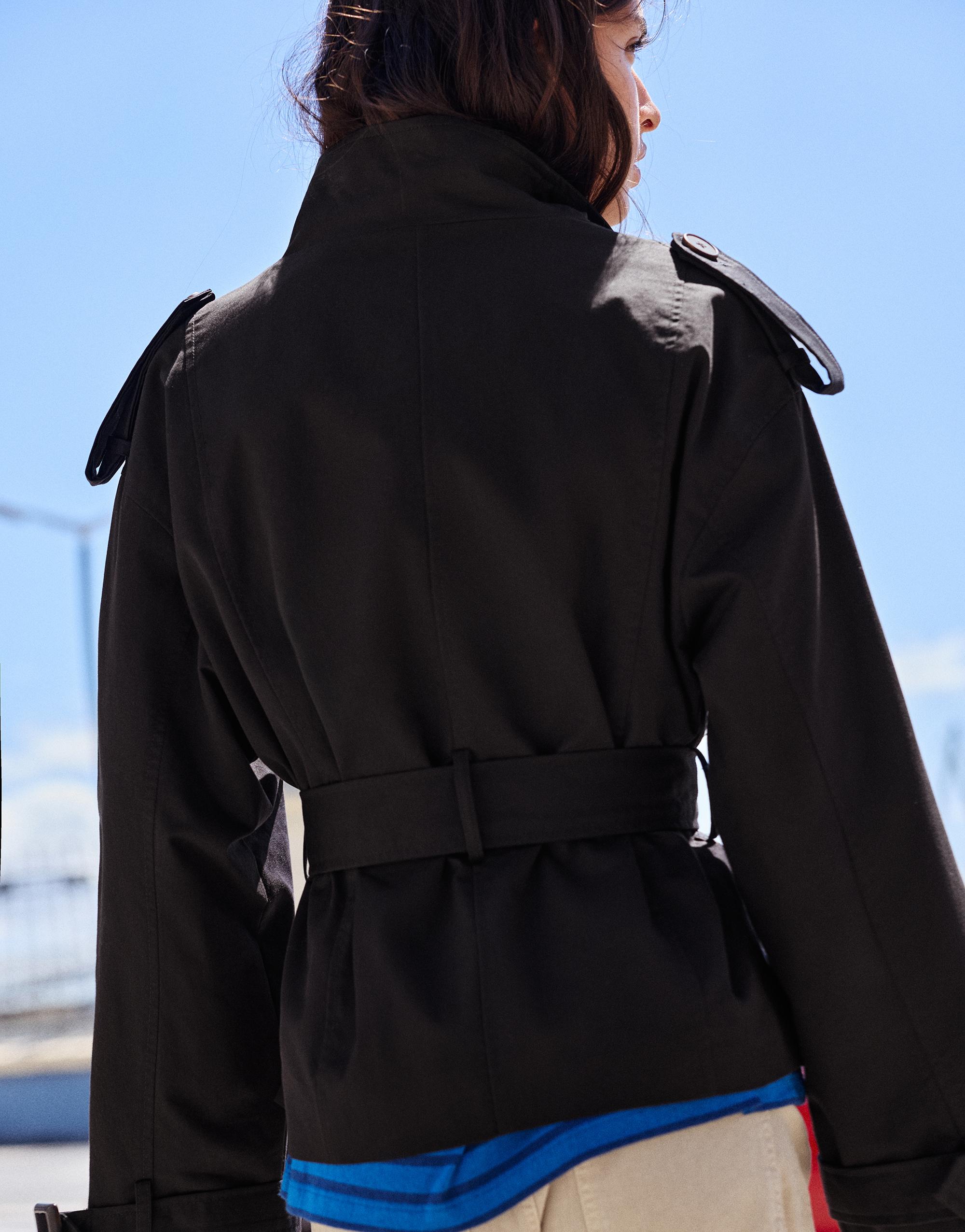 Short belted trench coat — Black