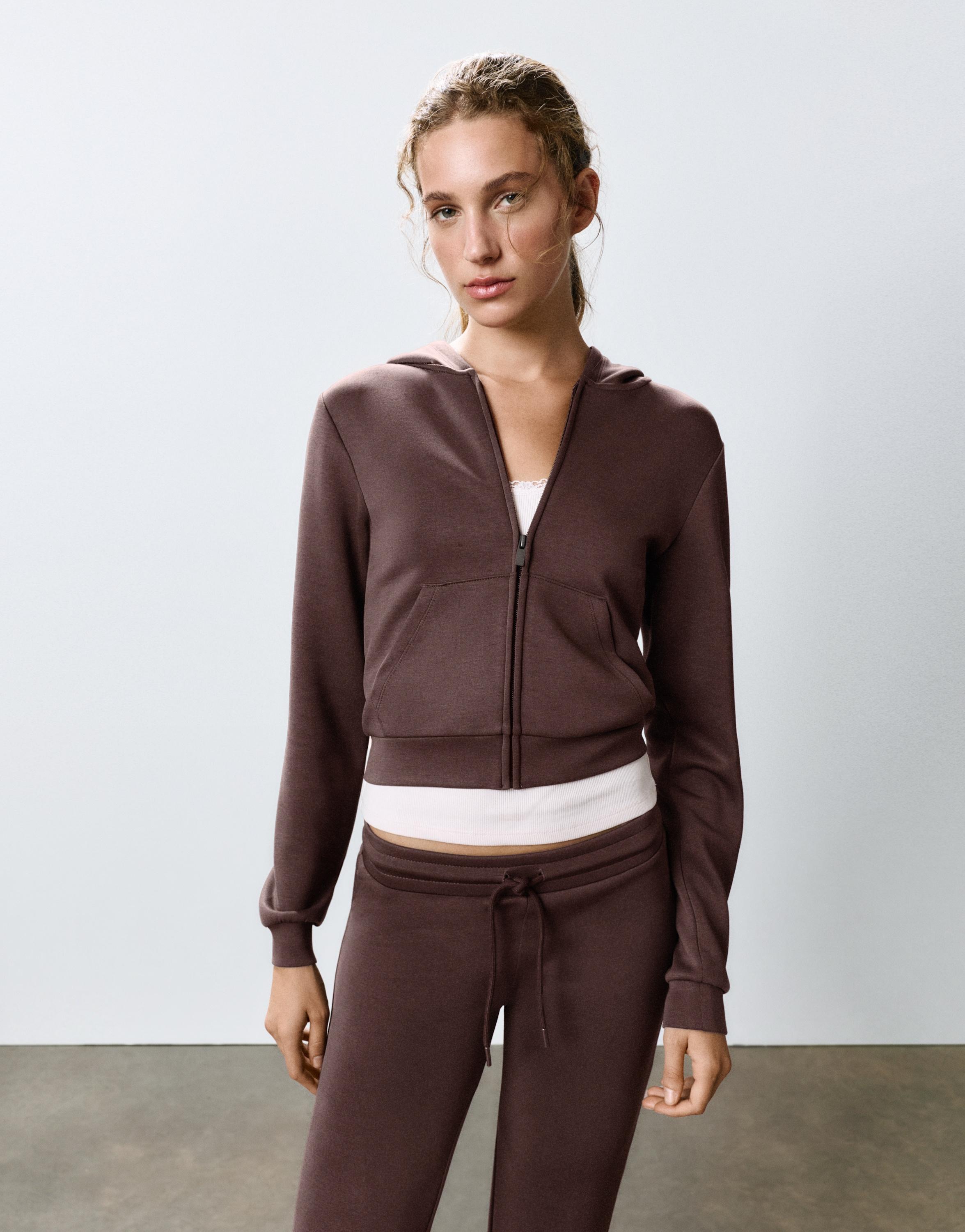 Zip-up hooded sweatshirt — Brown