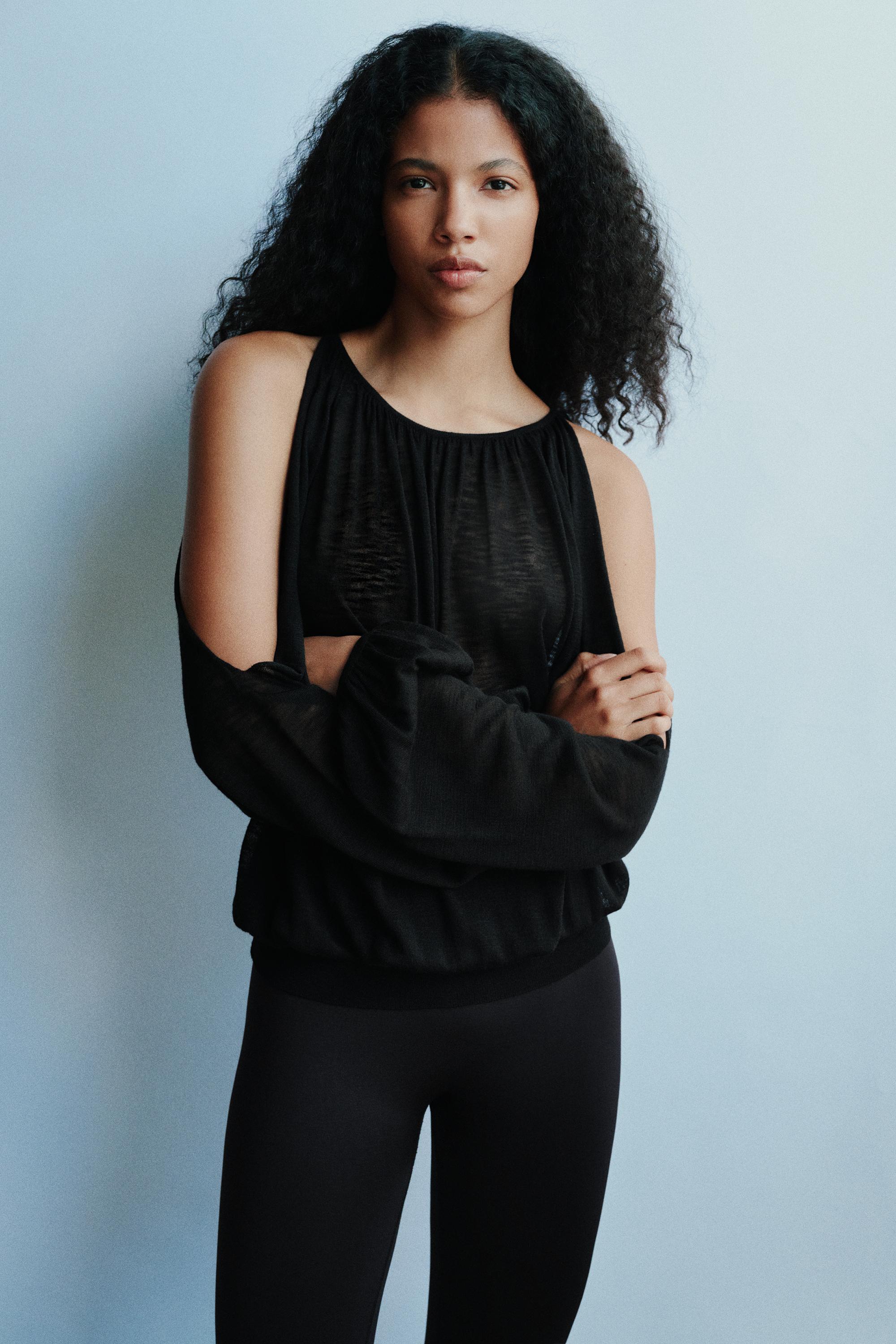 Fine knit cut-out top — Black