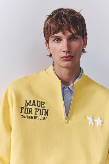 Quarter-zip sweatshirt with star graphic — Yellow 4