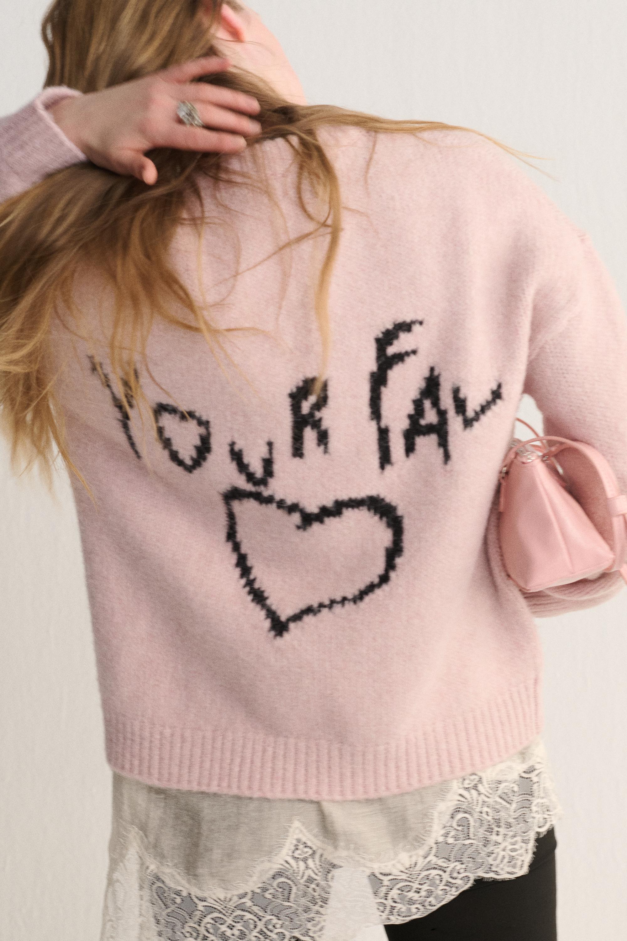 Pembe nakışlı kalp desenli kazak - Görsel 13