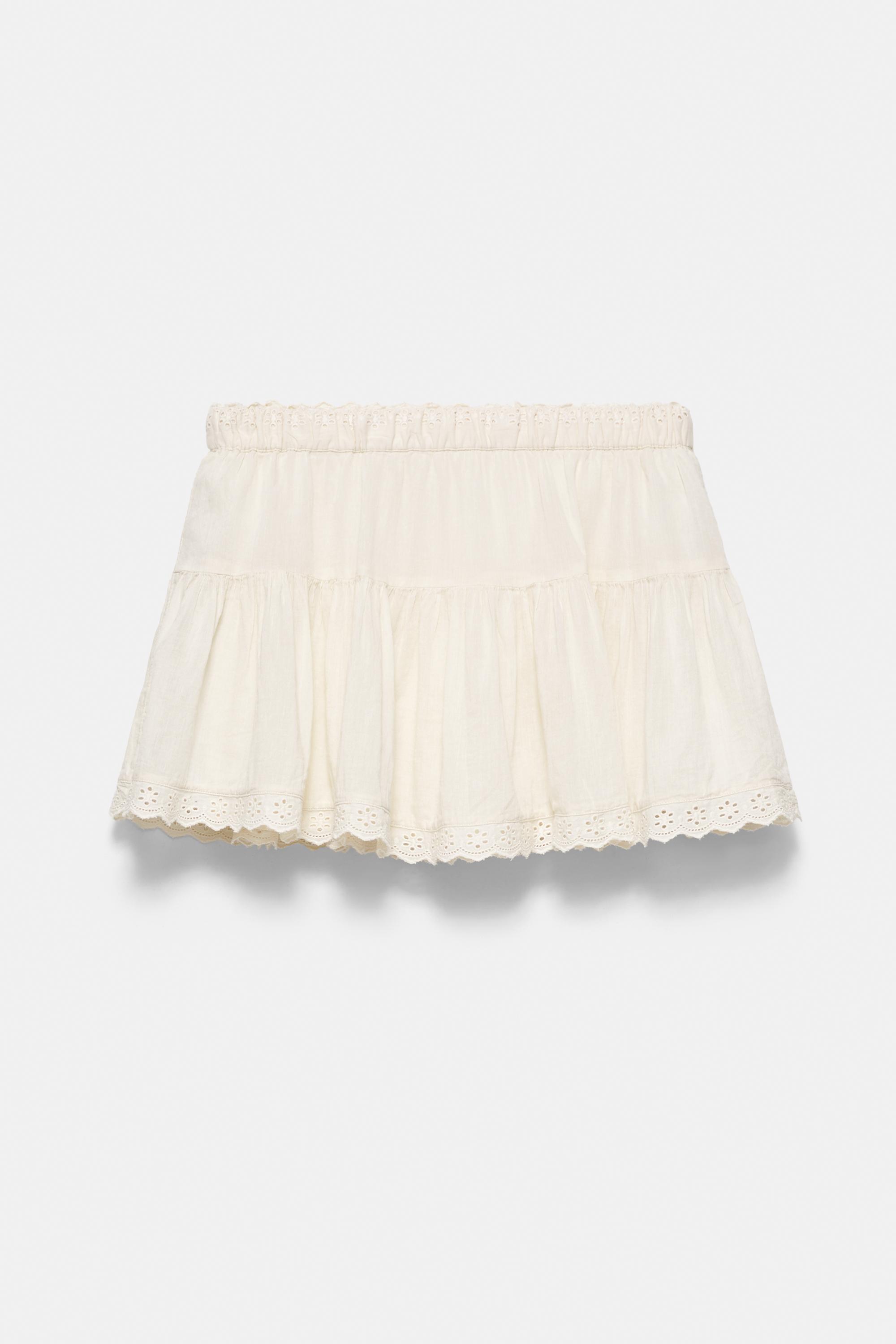Ruffled mini skirt with lace trim — Beige