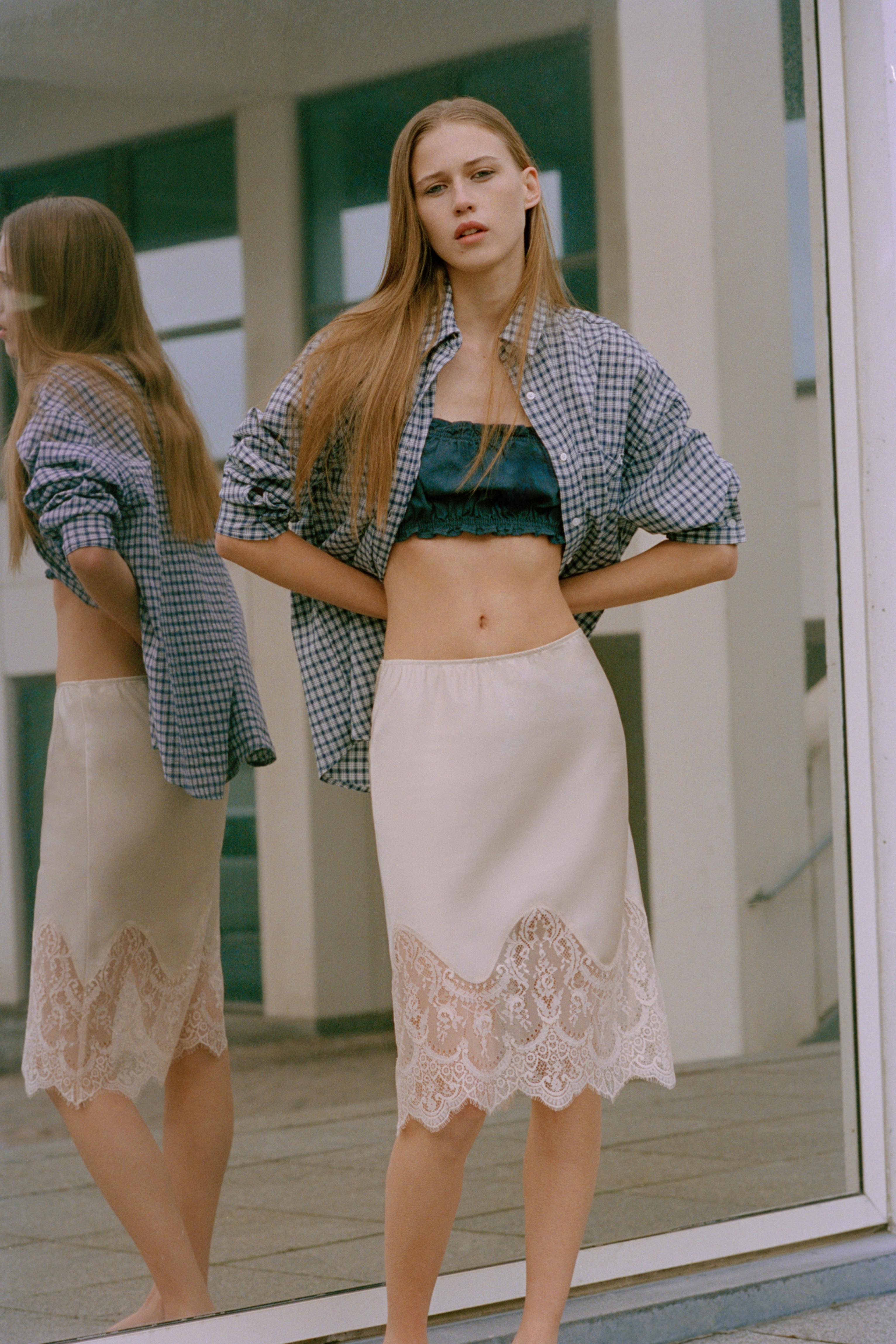 Dantel detaylı midi etek - Görsel 17